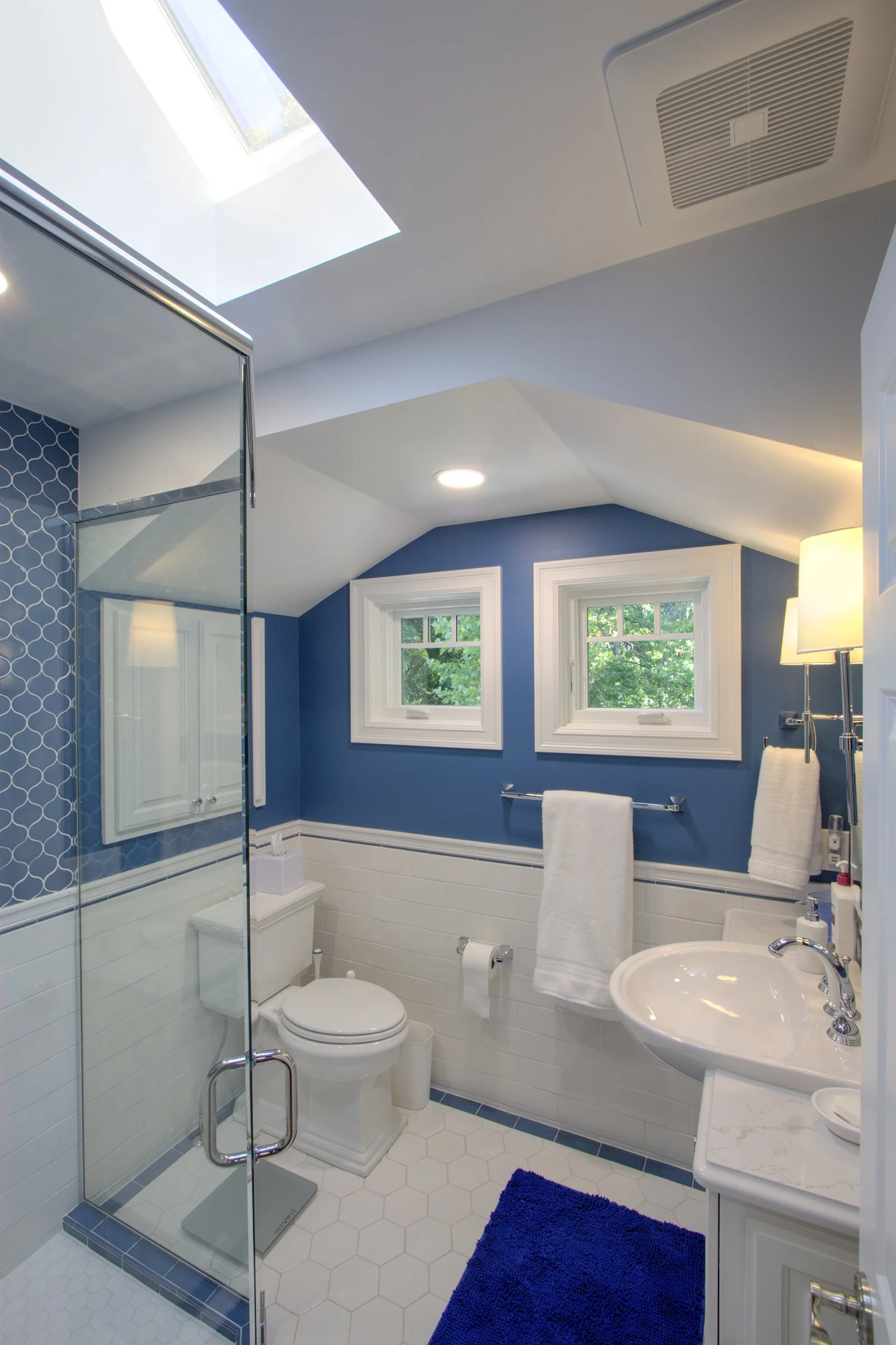 2307 Bath.jpg