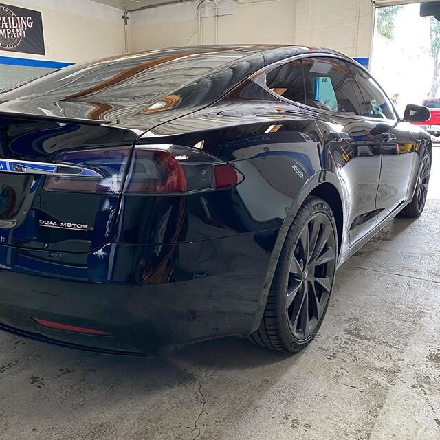 Brand new Tesla Model S brought in for a full paint correction and @autoprousa ceramic coating. The paint had been damaged at a conventional car wash 😳
Protect your paint and your investment 💪🏼
Call or DM to book an appointment