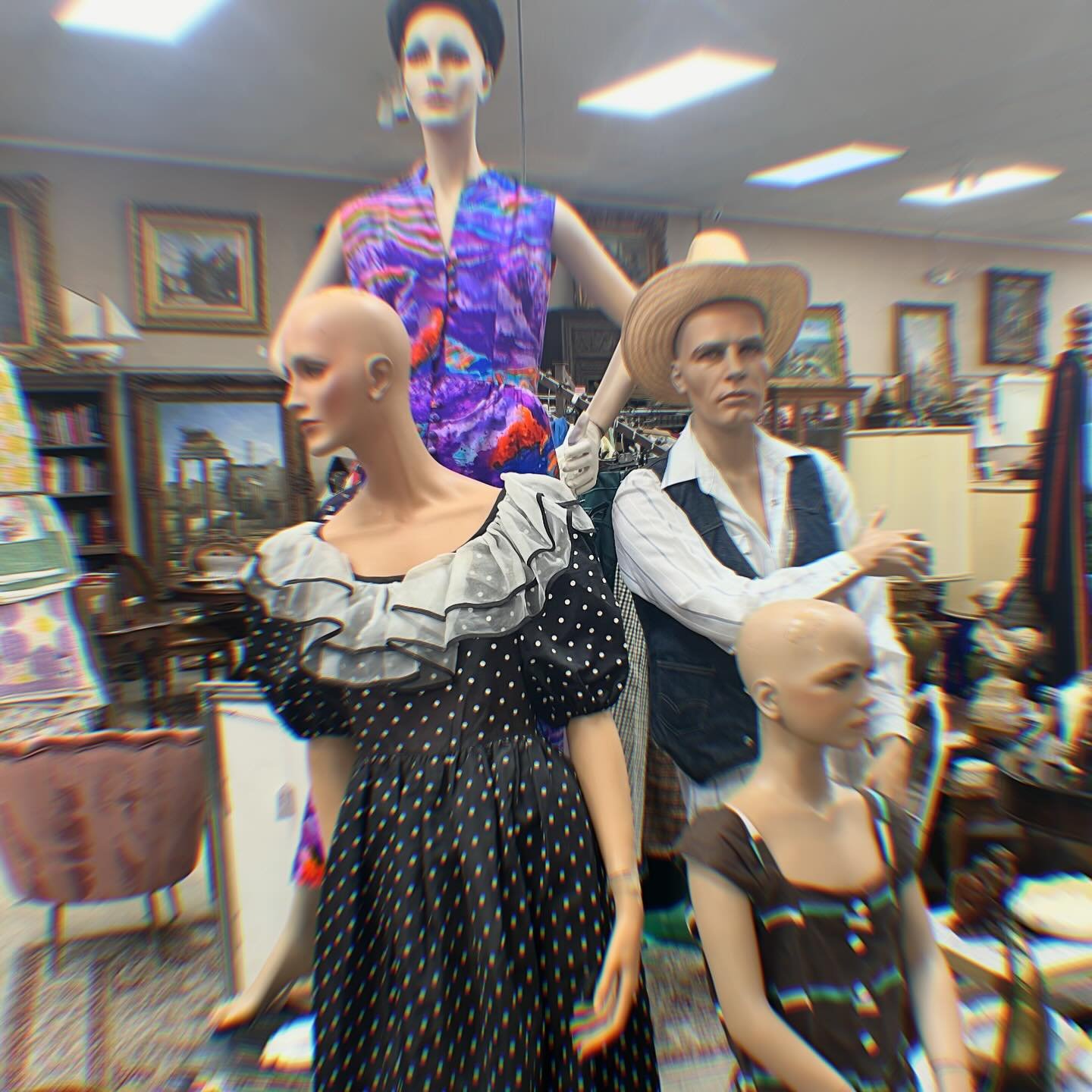 On today&rsquo;s episode of haunted thrifting, we journey into the bowels of the uncanny valley.
.
.
#haunted #thrifting #antiquing