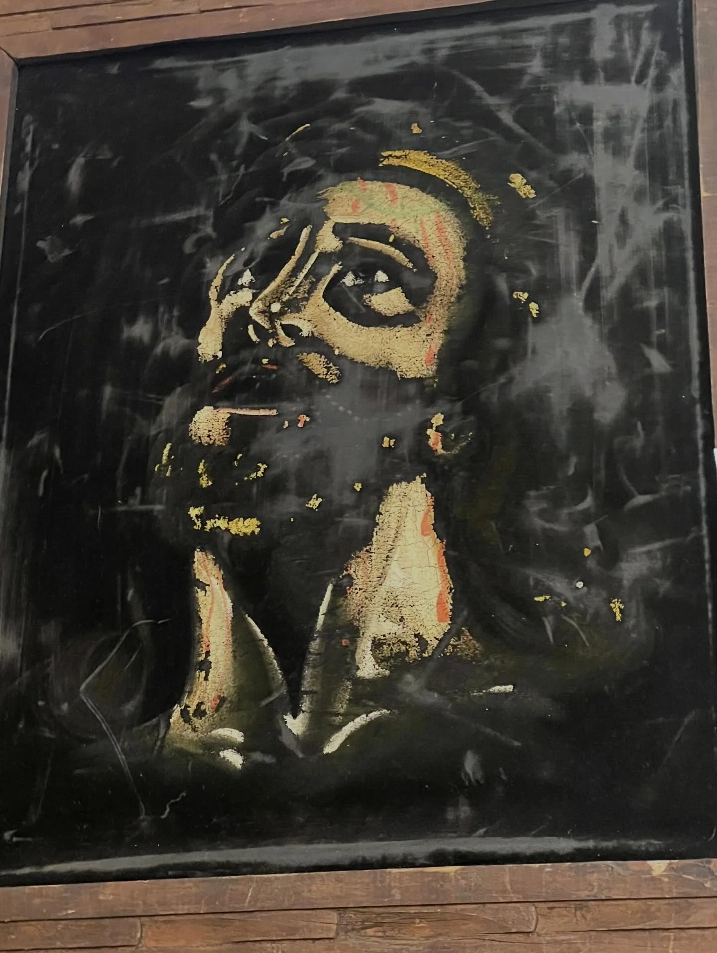 On today&rsquo;s cursed Antiquing: Velvet Jesus, creepy bunny&rsquo;s and more!
.
.
#antiquing #naturalstate