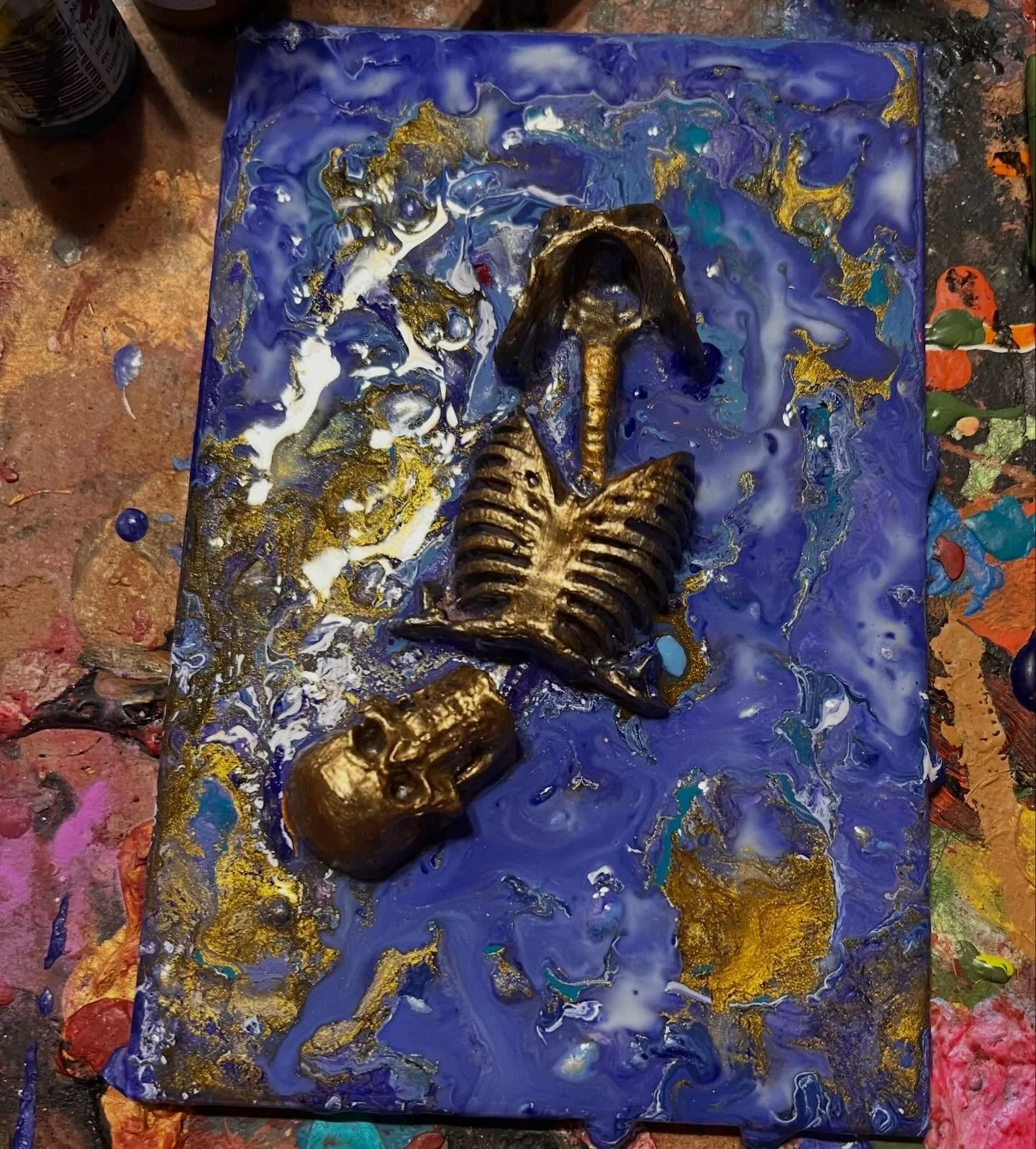 I may be sick, but I can do little things. 
.
.
#sculpture #painting #horrorart #acrylic #filthyhorrorsdotcom