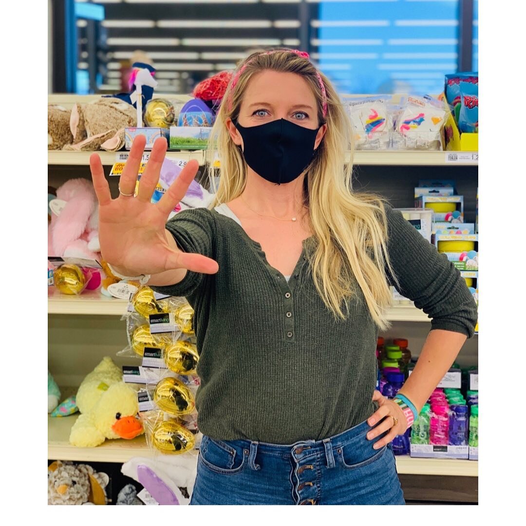 🛒 ✋ Stop! 🛑 🛍 

Before buying your kiddo an Easter gift, consider the time your child will play with the toy versus the time it will take for it to decompose in a landfill.

What other ways can we celebrate this and other holidays while giving our