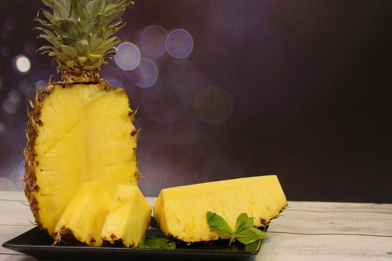 Why Do Our Mouths Tingle After Eating Pineapple? — Sokörpe