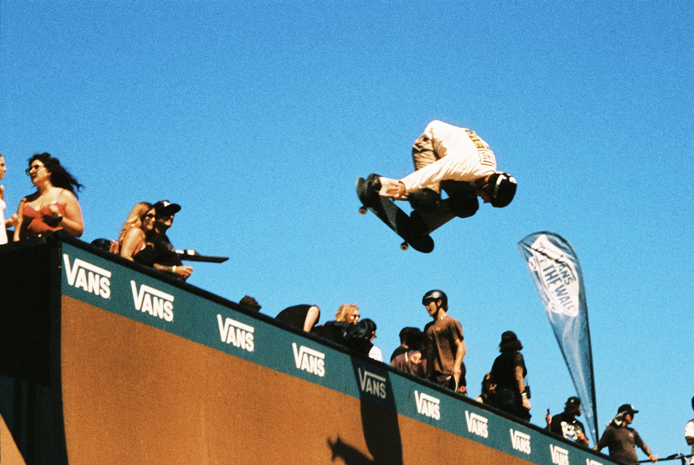 Phoenix 200