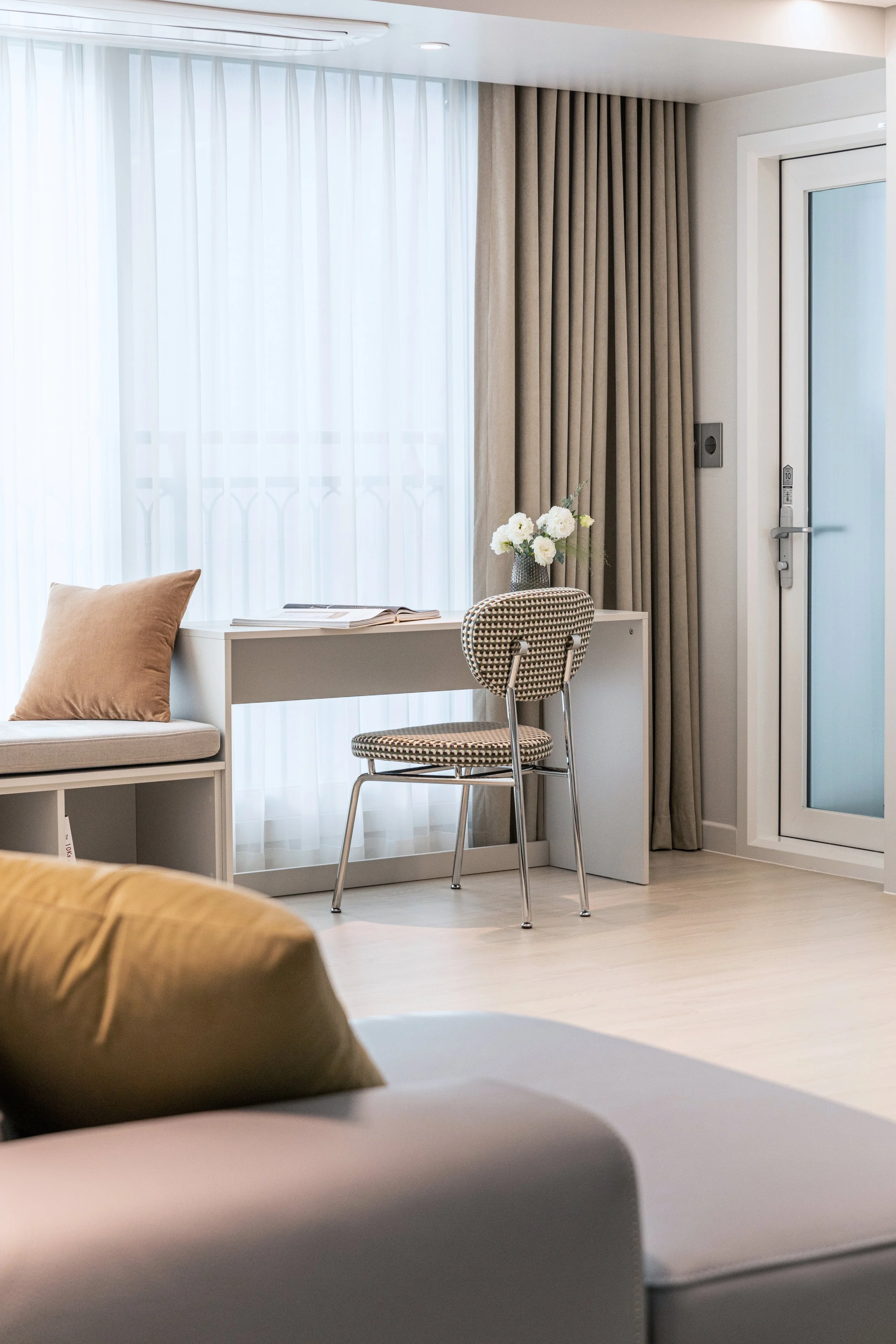 2021 1분기_도곡렉슬207_사진_거실 02.jpg