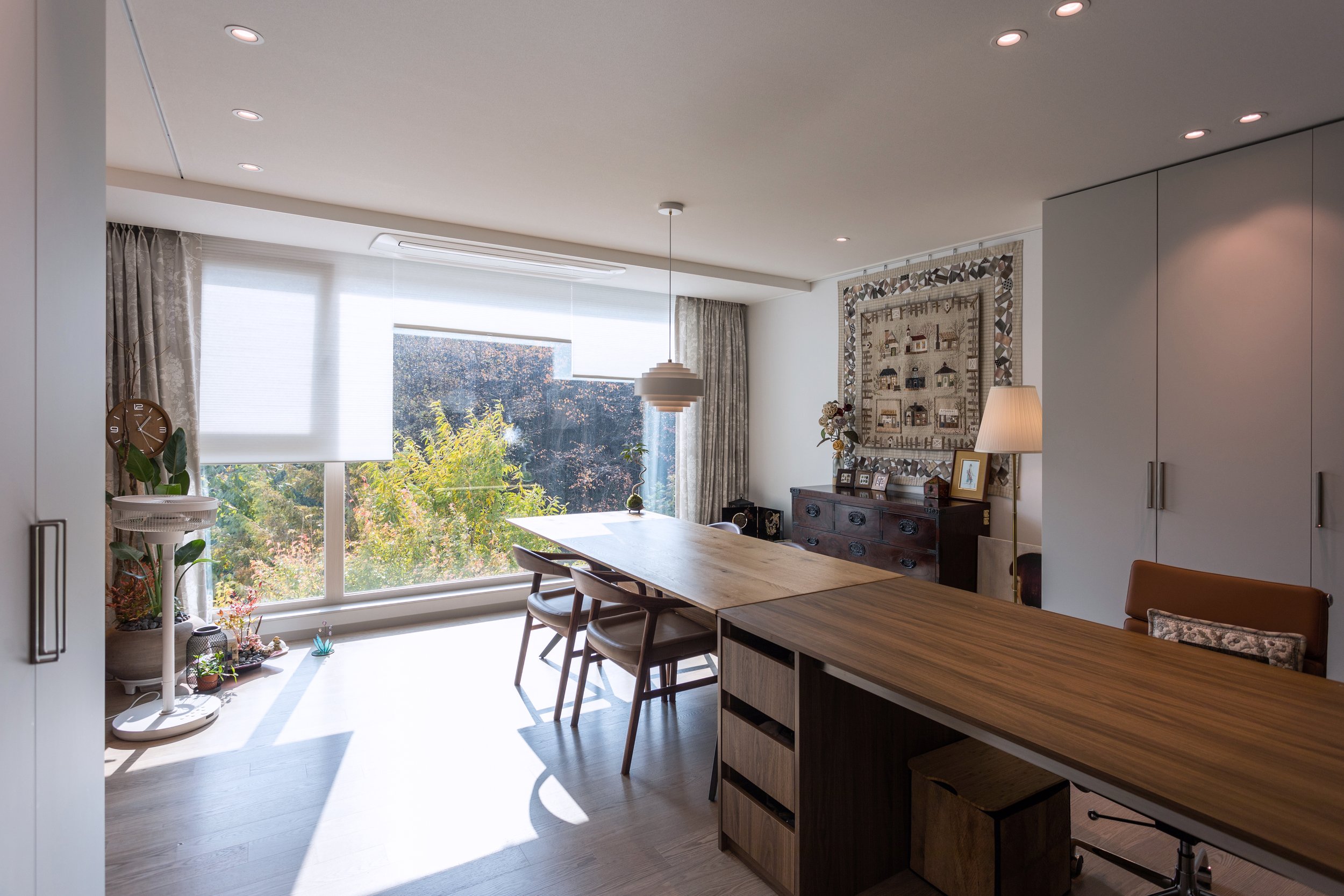 2021 3분기_강일리버파크804_준공사진_거실 03.jpg