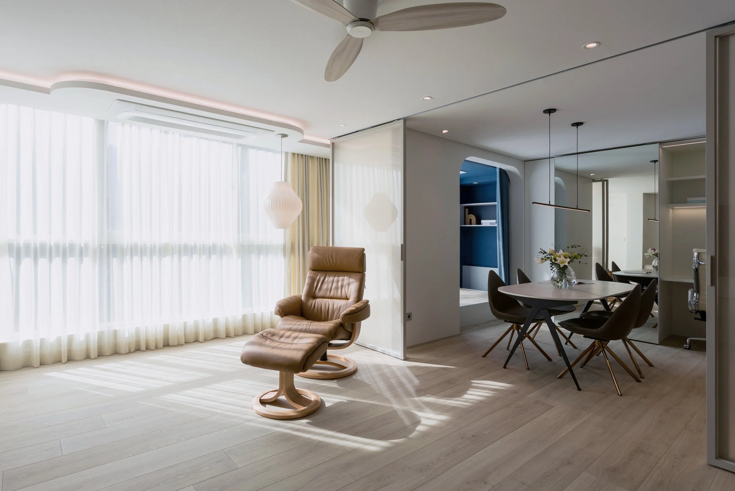 2021 3분기_내수파크팰리스103_준공사진_거실 05.jpg