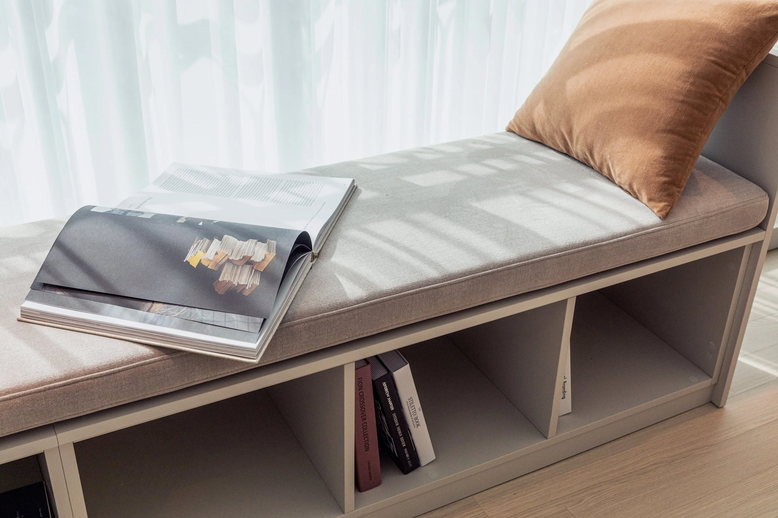 수정됨_2021 1분기_도곡렉슬207_사진_거실 14.jpg