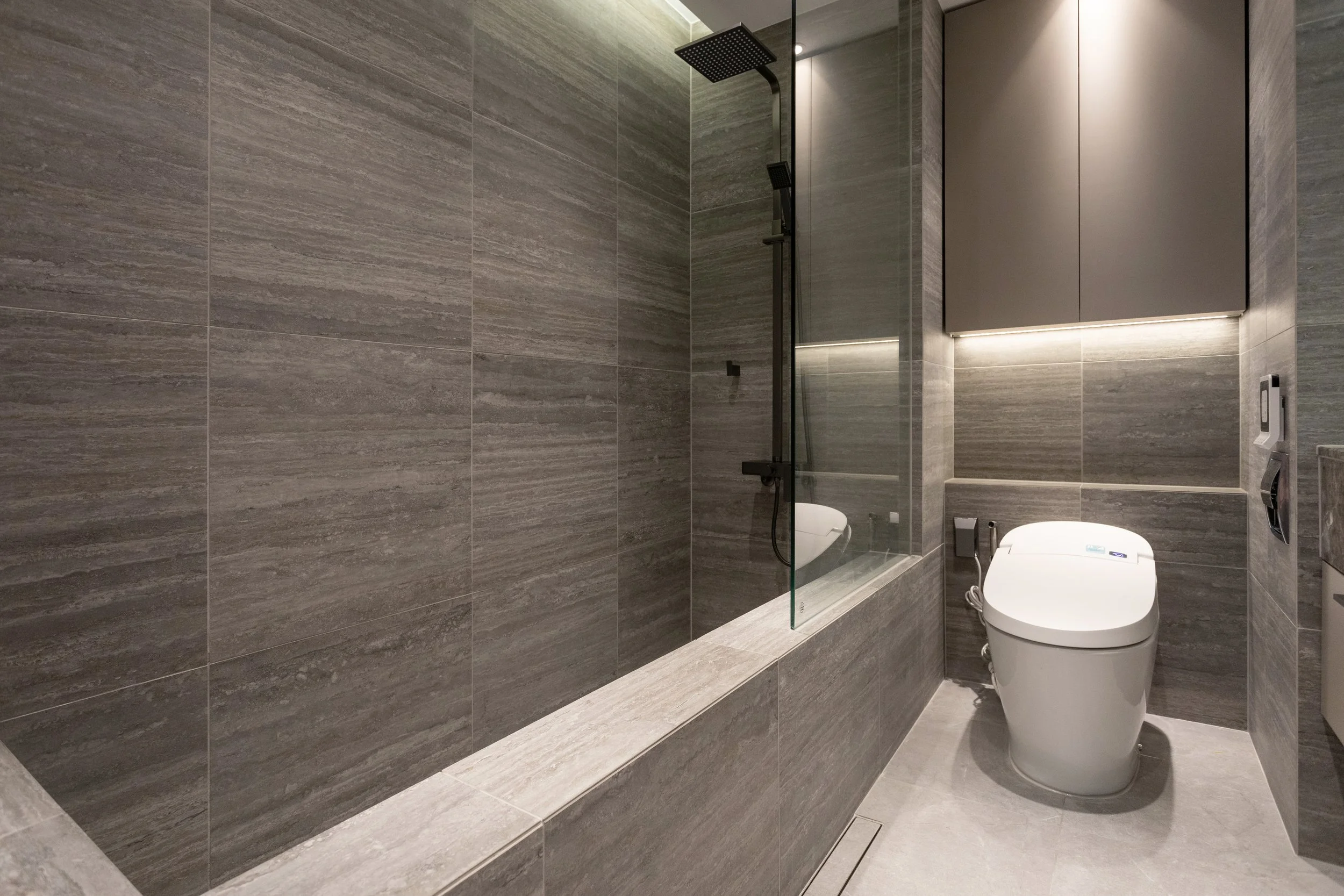 2021 1분기_고촌힐스219_준공사진_안방화장실 03.jpg