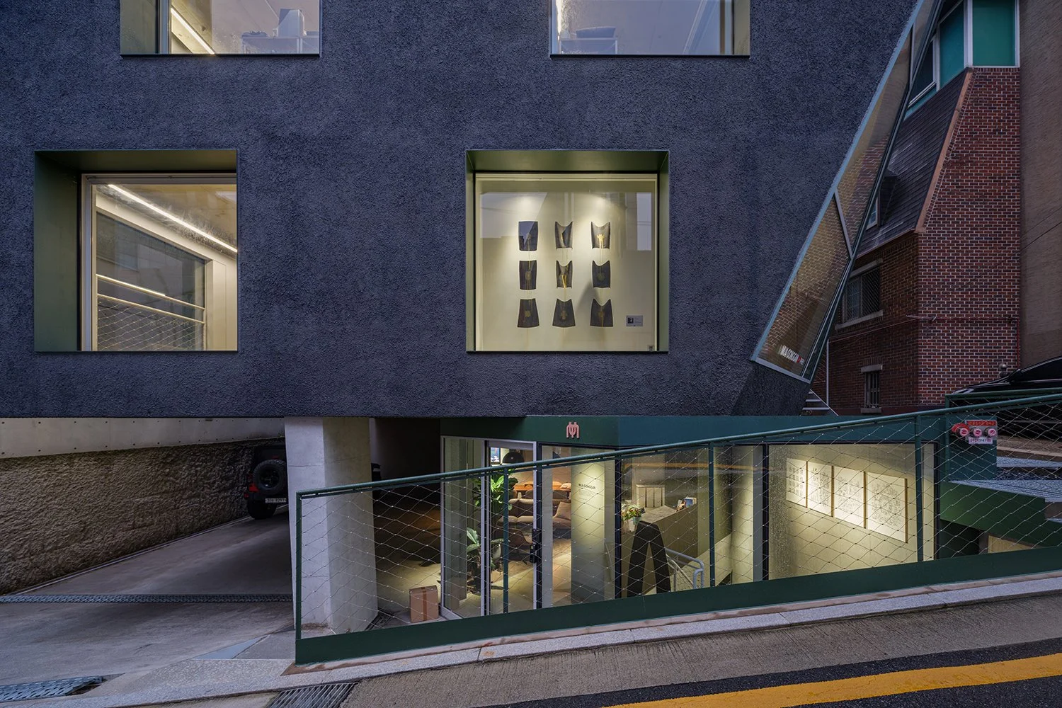 2024 2분기_청담사옥18-24_준공사진_외부(웹용) 05.jpg