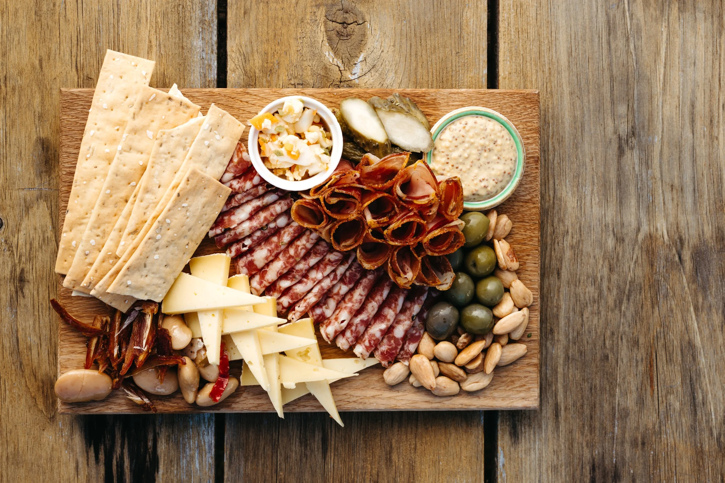 Rooting Pig _ Hannah Hoggatt-92.jpg