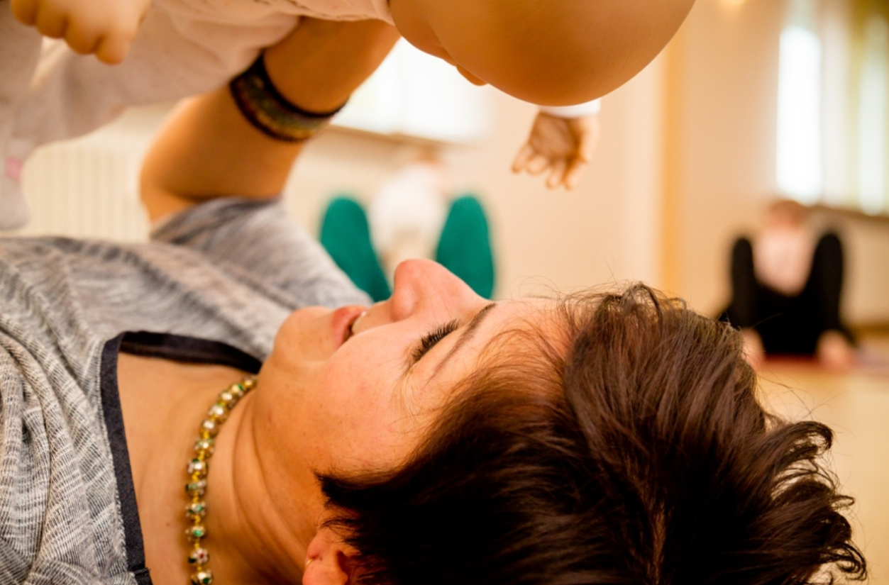 Ayurvedische Babymassage2 badqual.PNG