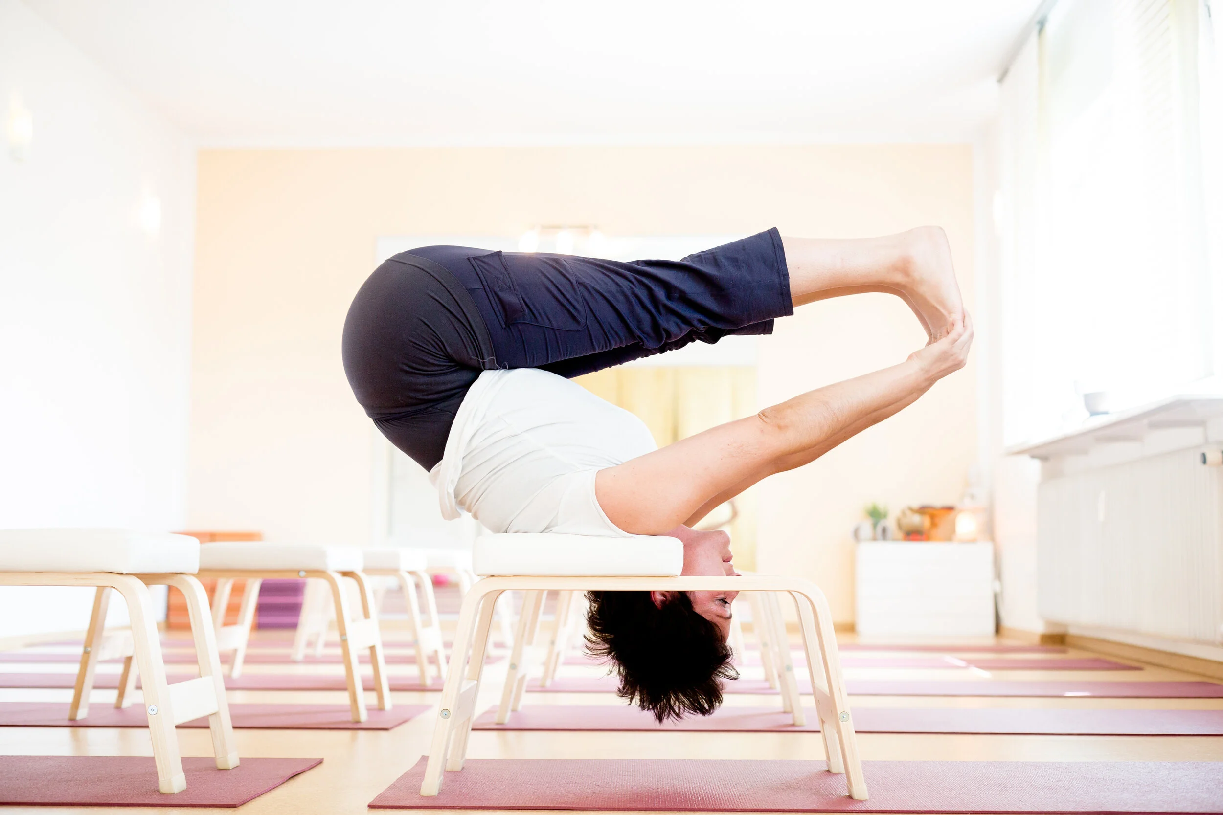  Yoga mit Nazanin Vaghefinia 