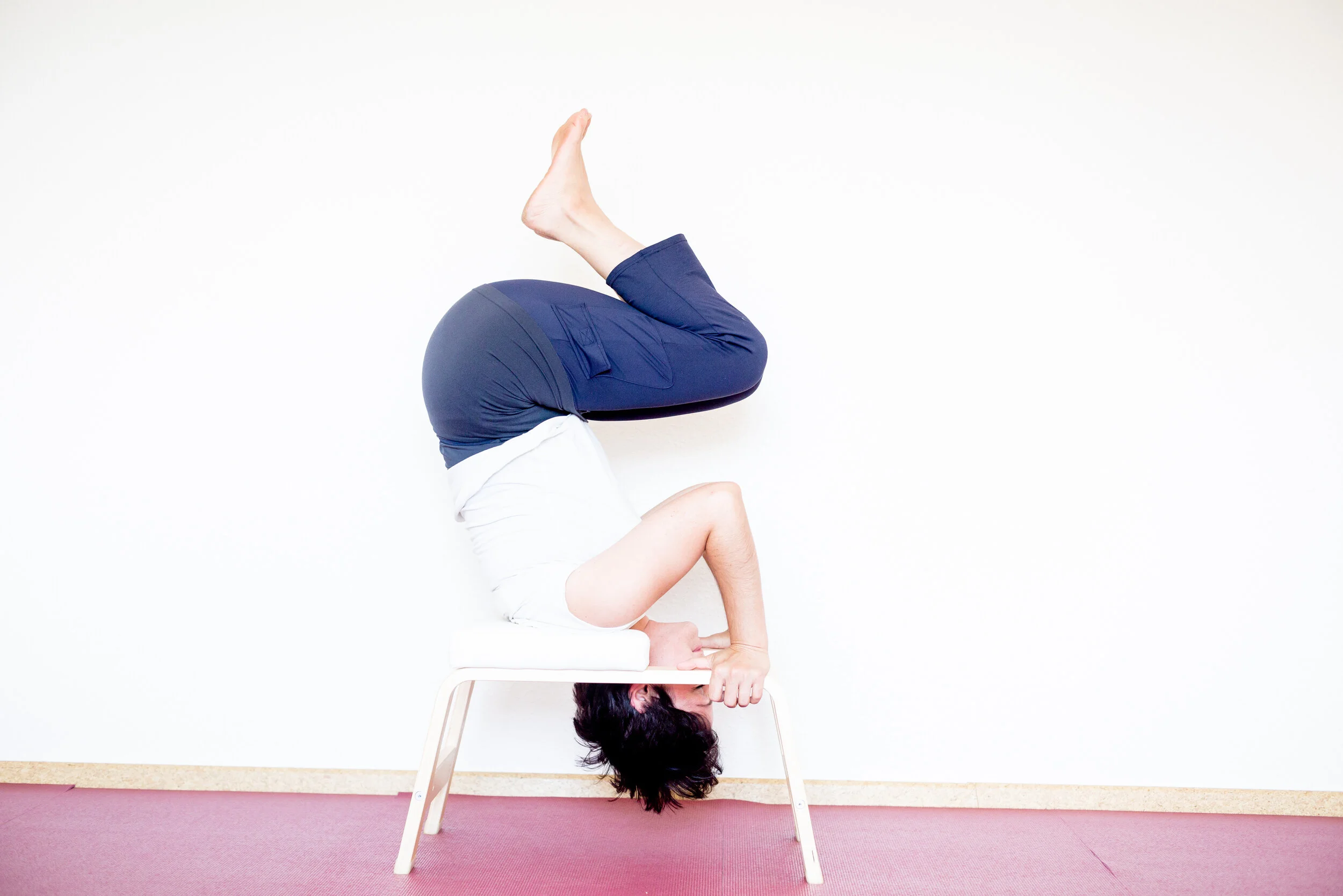  Yoga mit Nazanin Vaghefinia 