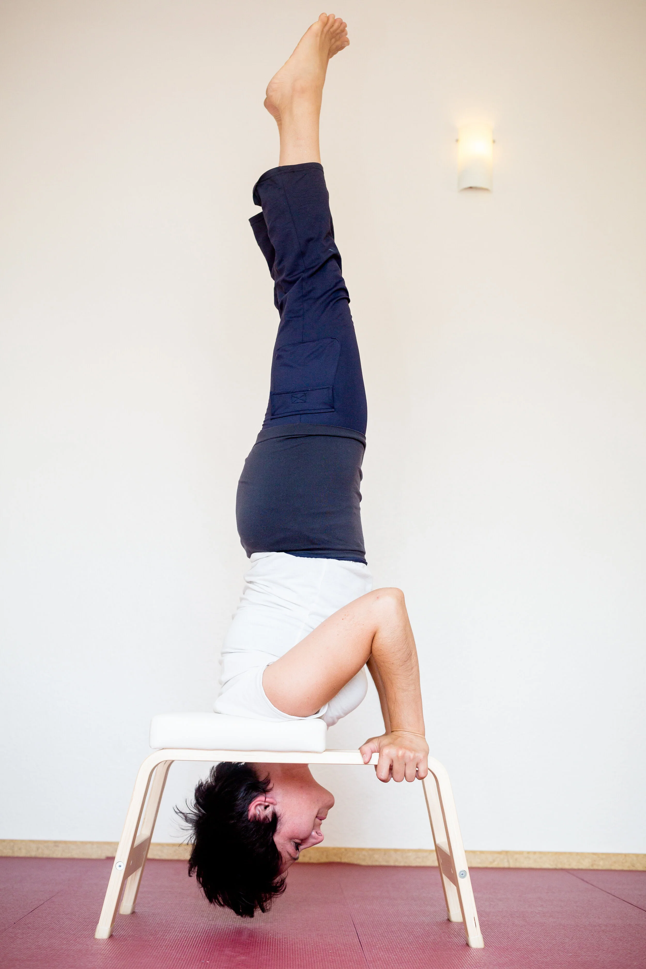  Yoga mit Nazanin Vaghefinia 