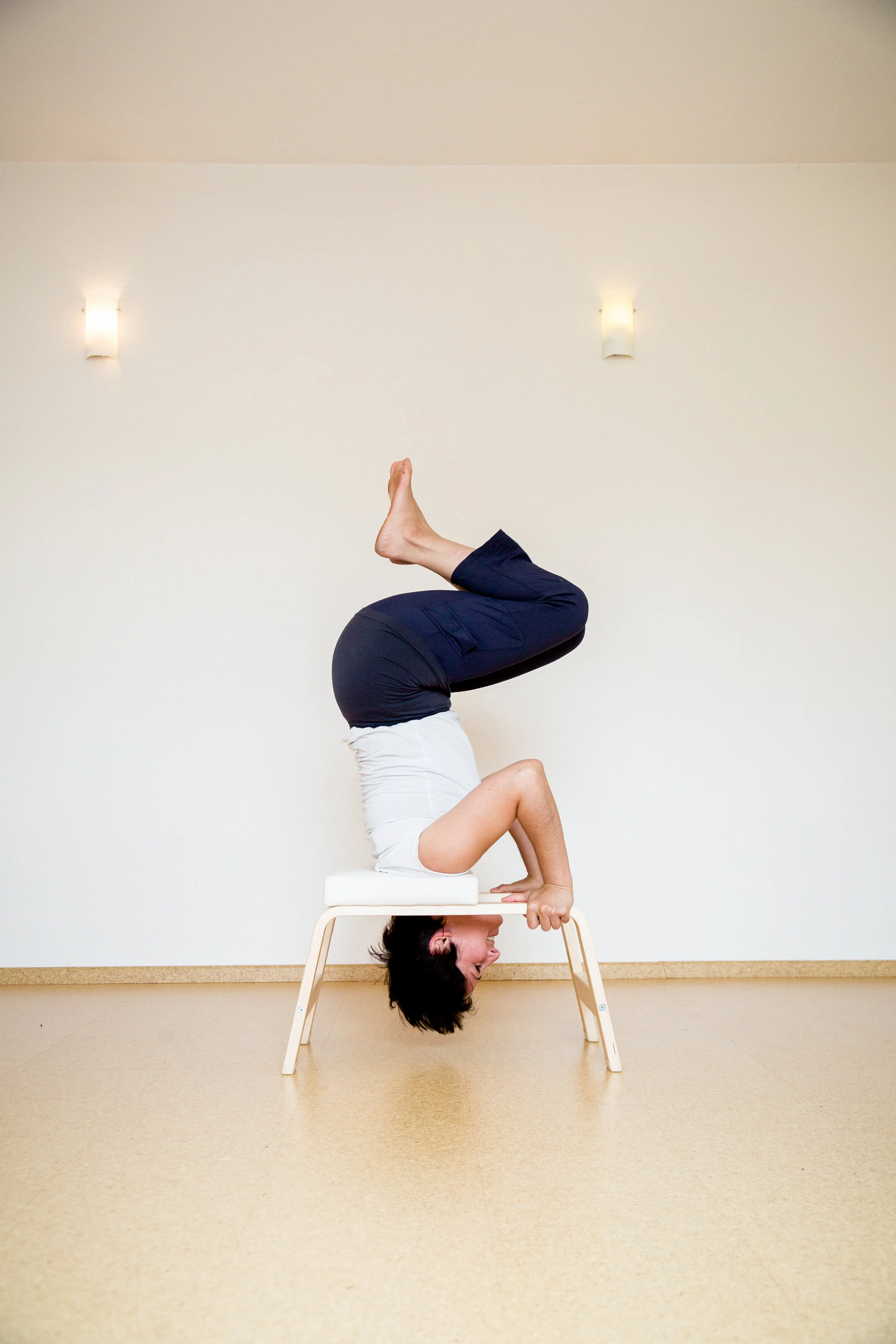  Yoga mit Nazanin Vaghefinia 