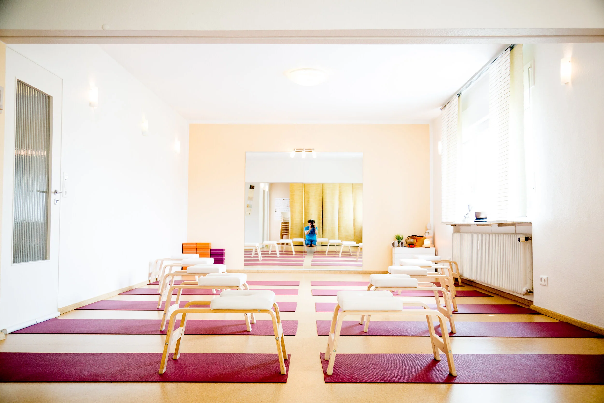  Yoga mit Nazanin Vaghefinia 