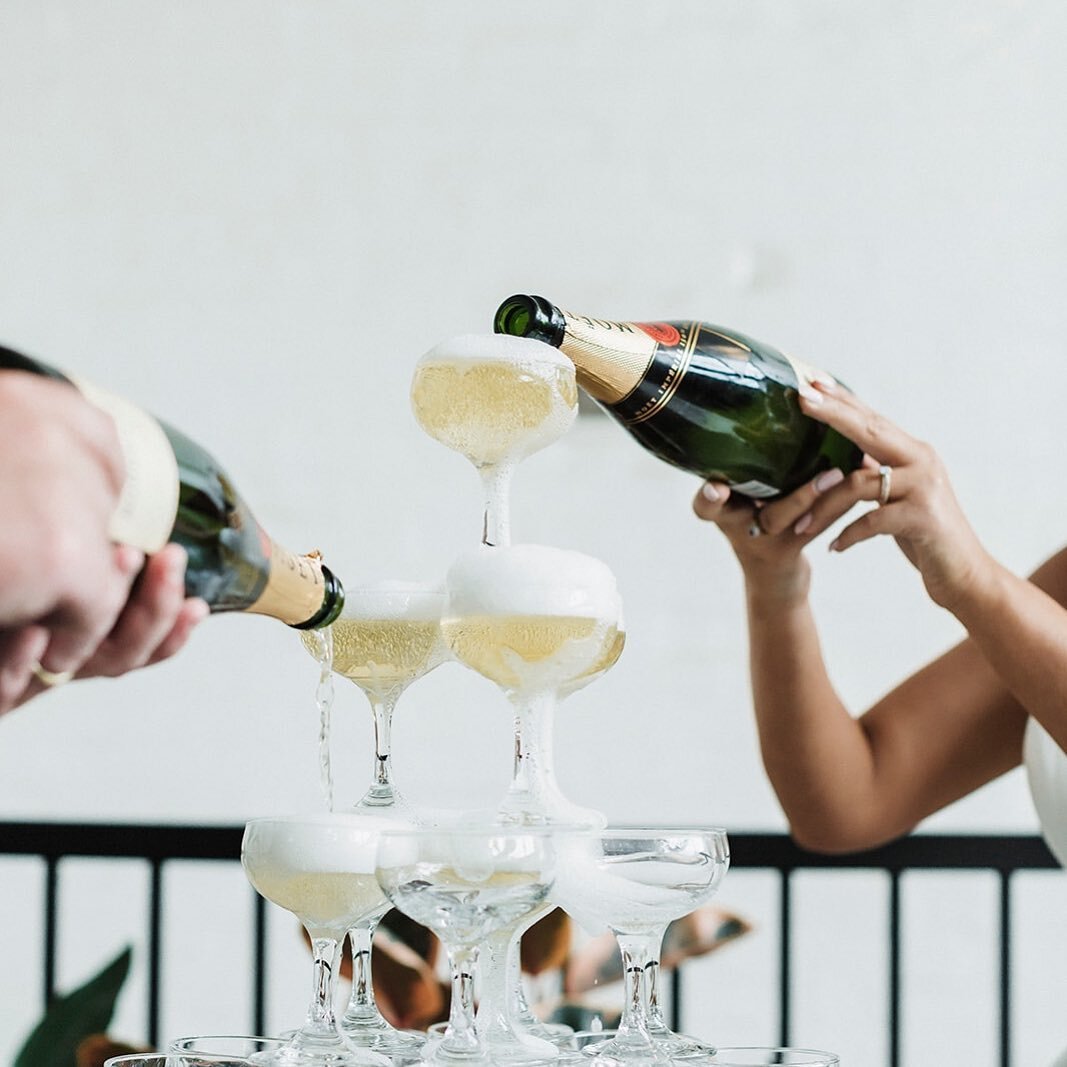 Always a good idea 🍾
📷 @marieluiseweddings 

#champagne #champagnetower #celebration #wedding #bubbles #bridal #groom #marriage #reception #celebrant #marriagecelebrant #party #love #party #happiness #bestfriends #truelove #joy #drinking #booze