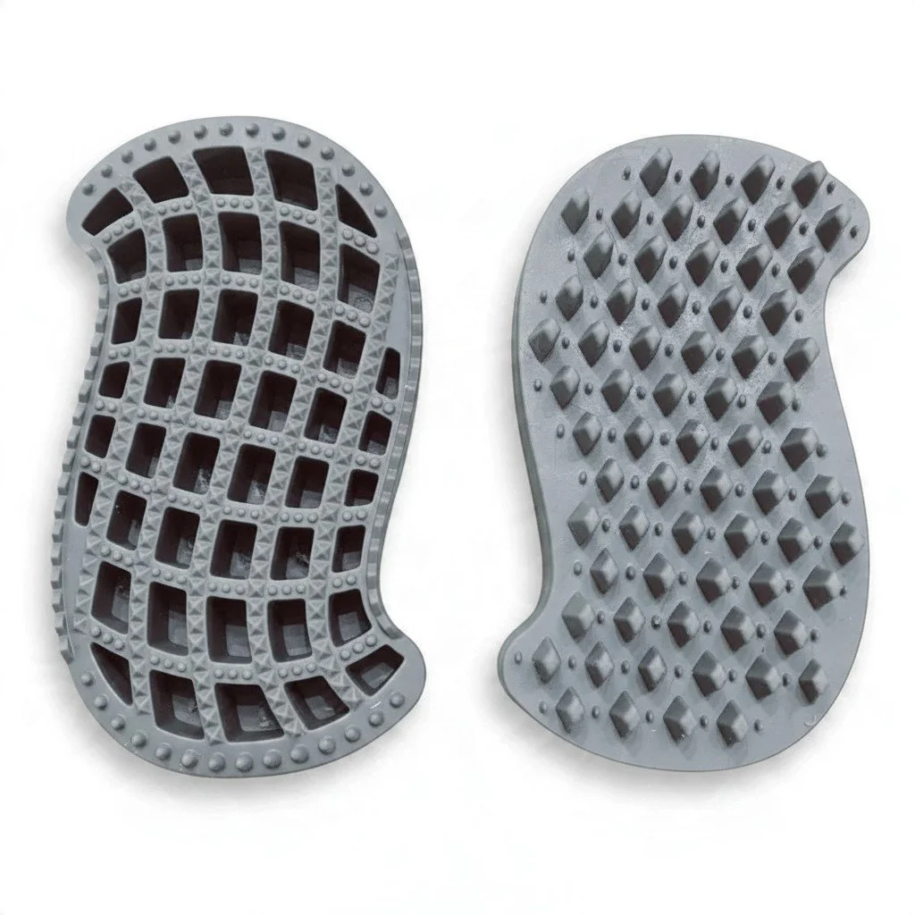 Pet Pavilion Rubber Grooming Brush