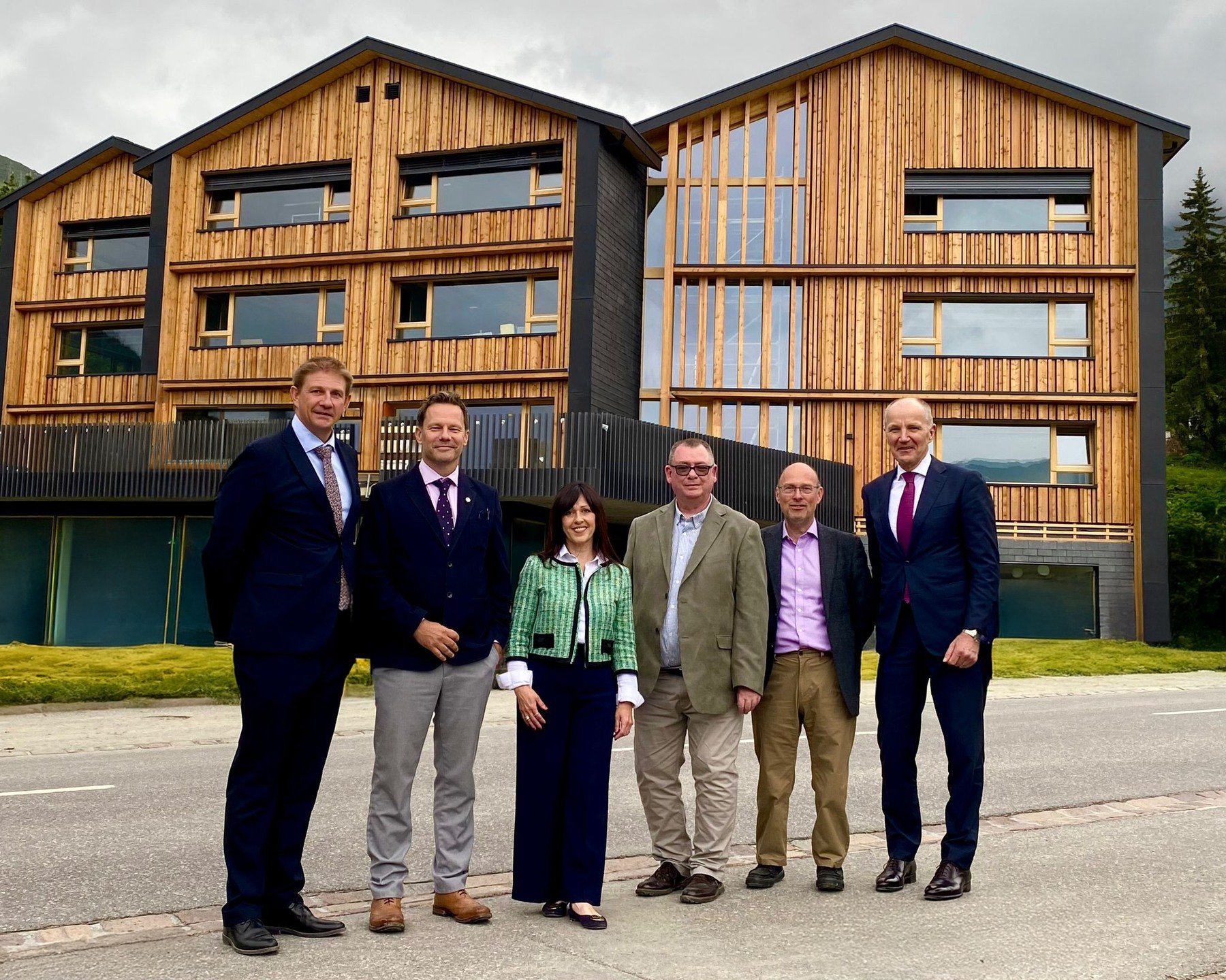 We are really excited to announce a new chapter for education in the Swiss Alps. Copperfield and Verbier International Schools are joining forces to form a single, ambitious, and forward-looking international school in partnership with Dukes Educatio