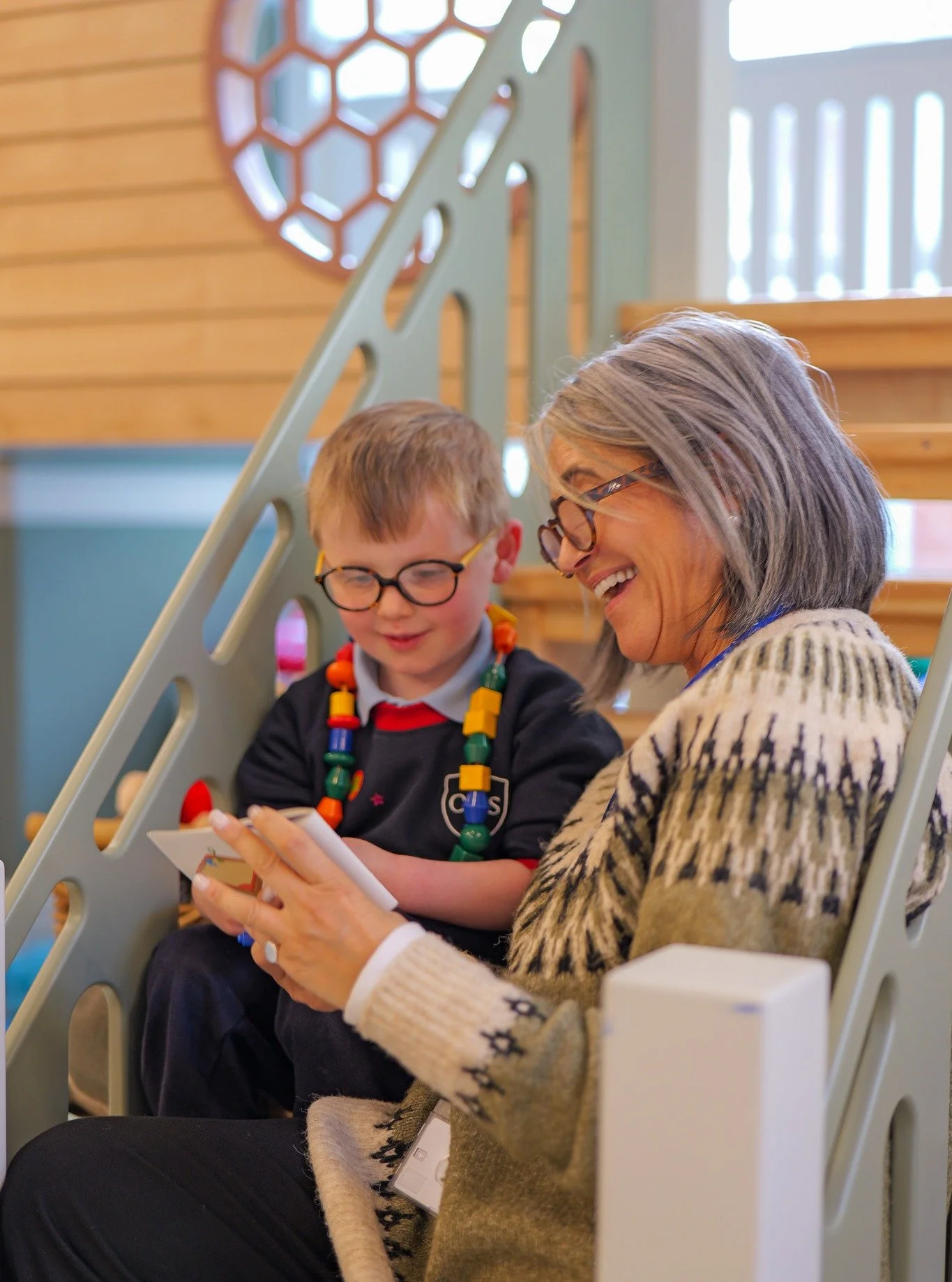 This year’s @unesco World Teachers’ Day celebrations are focused on Recasting teaching as a collaborative profession, highlighting the transformative potential of collaboration for teachers, schools and education systems. 
 
We celebrate