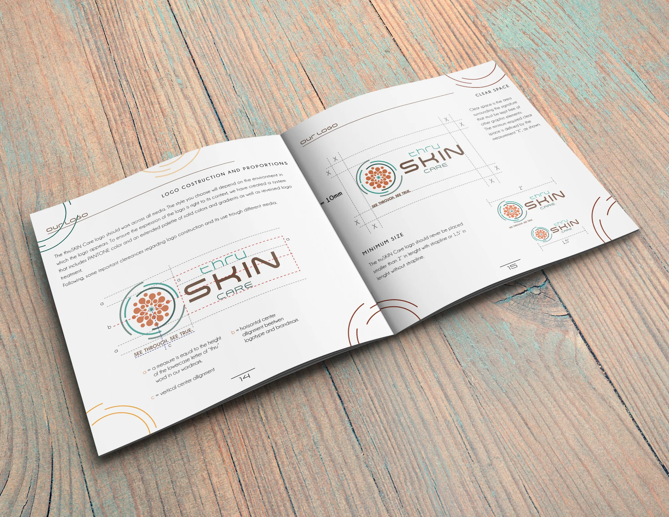 TSC_Mockup_Brochure_21x21_5.jpg