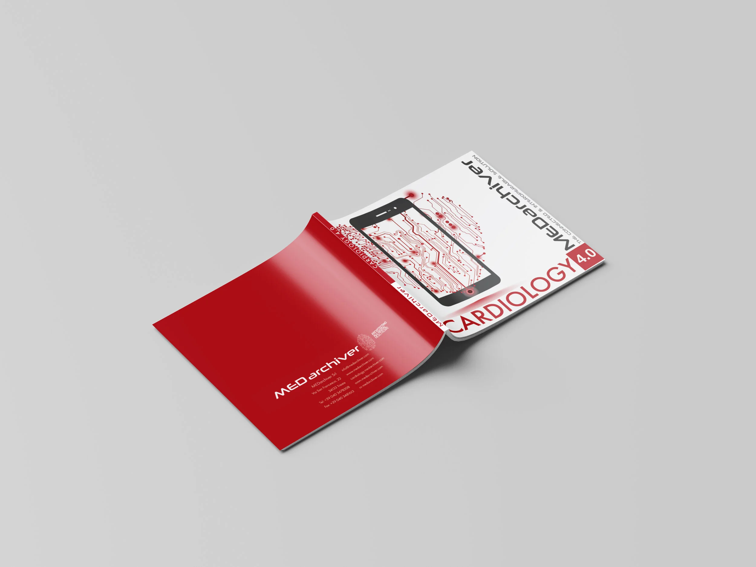 CARDIO_Perfect_Binding_Brochure_Mockup_6.jpg