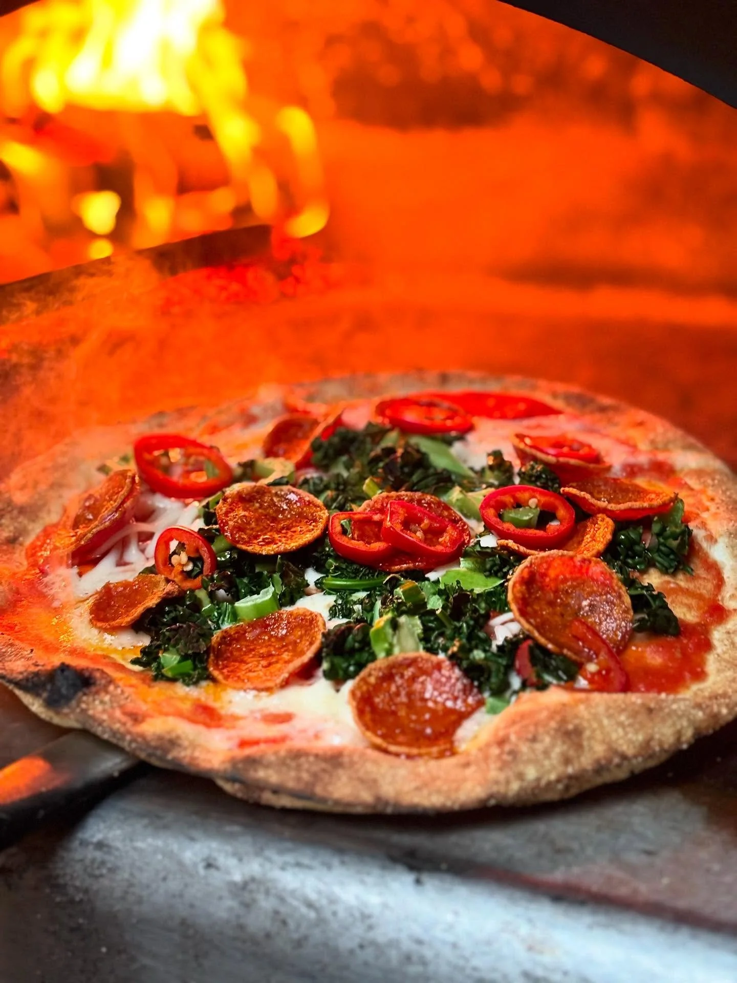 🌸MENY TORSDAG 17 JULI - 17:30-20:00 - VIKINGAKR&Ouml;KEN HAVERDAL🌸

Vi har bord och b&auml;nkar vid pizzabussen som man g&auml;rna f&aring;r sitta och &auml;ta vid i m&aring;n av plats, alla pizzor serveras i take away-box och stranden ligger bara 