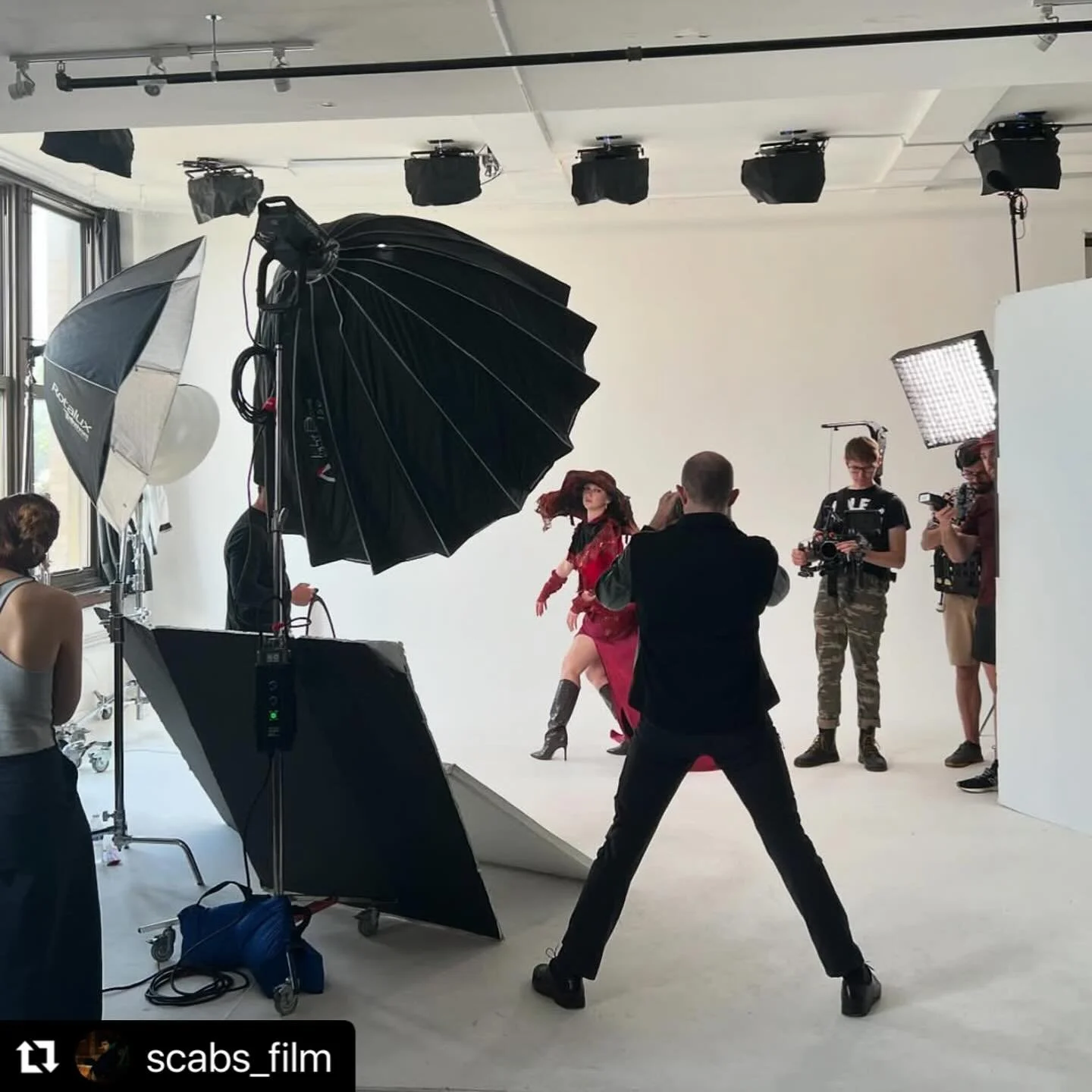 Repost @scabs_film - thanks for the shoutout team, had a lot of fun with building this moment!
・・・
In which costume designer @paillettebylc re-interprets the scab as a glamorous gown and @redmankim knows exactly how to wear it ✨