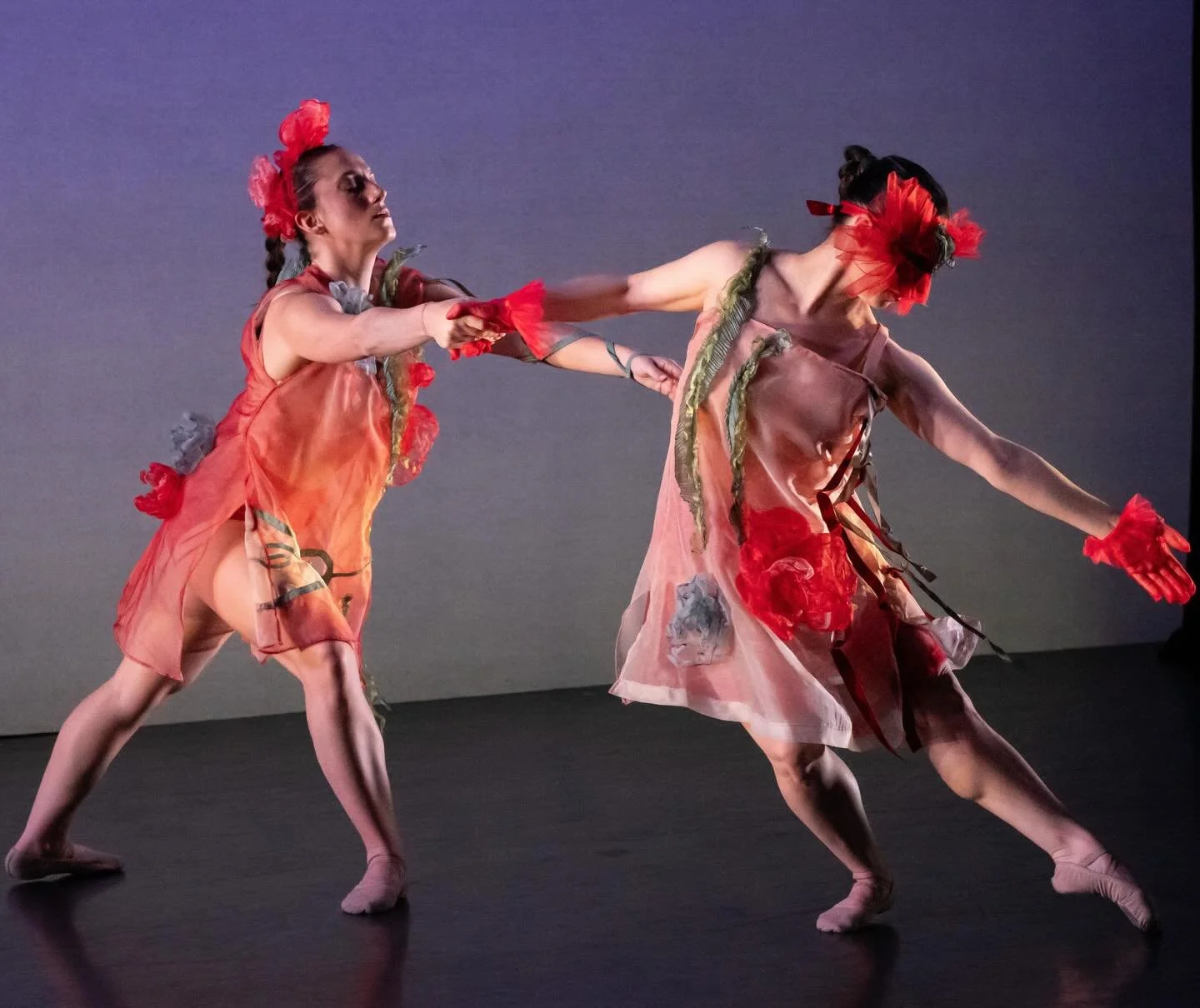 { a few more photos from @renversonsdance the other weekend, these photographed by @steven_pisano ✨ }
.
The Gallery
Choreographer &amp; Artistic Director: @minnie.lane 
Lighting Design: Emily Clarkson
Costume Design: @paillettebylc 
Dancers: @cassiep