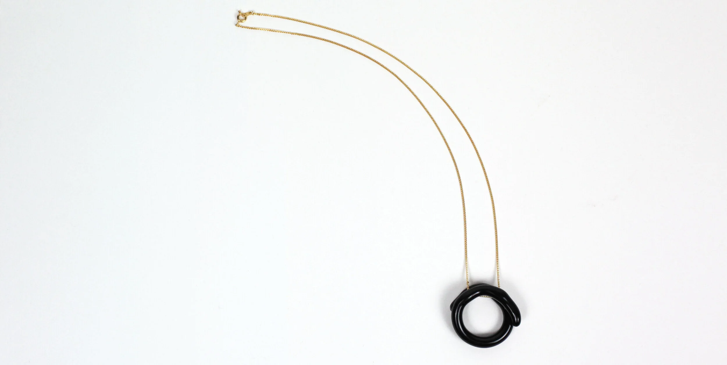 black loop.jpg