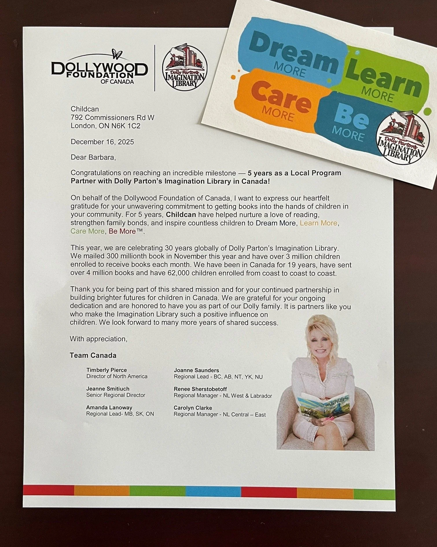 👋Raise your hand if you received a book for the holidays! We've received this amazing recognition from @Dolly Parton's Imagination Library! For 5 years, Childcan kids (0-5) have been receiving free books through this program to nurture a love of rea