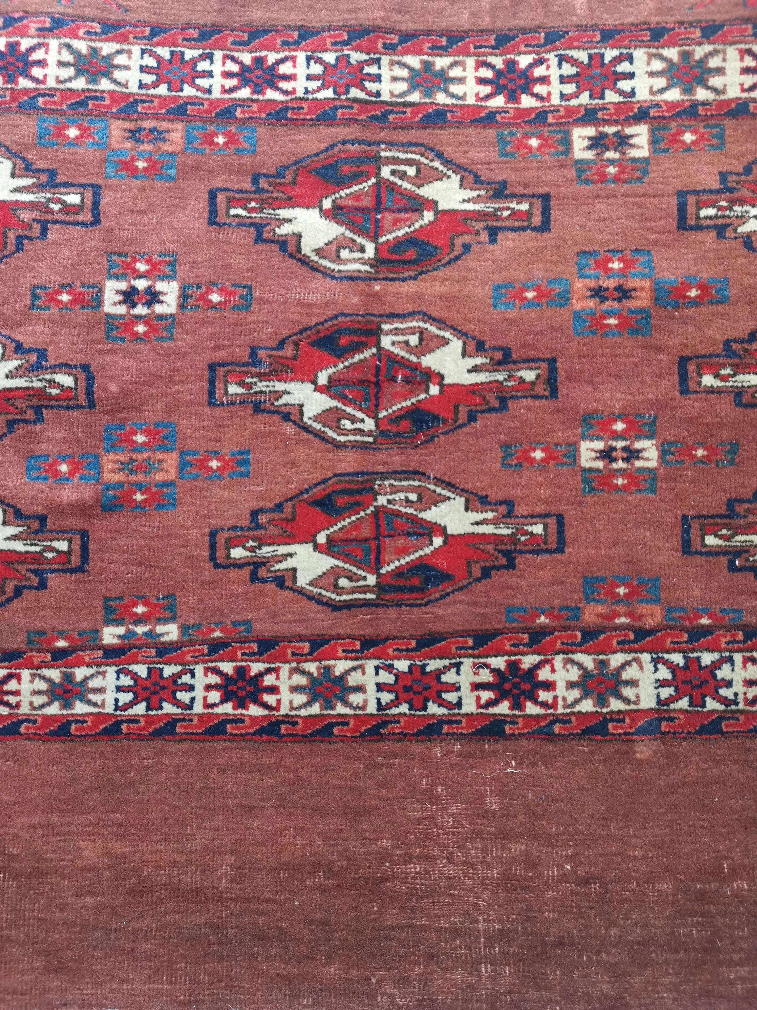 Yomut Chuval £280