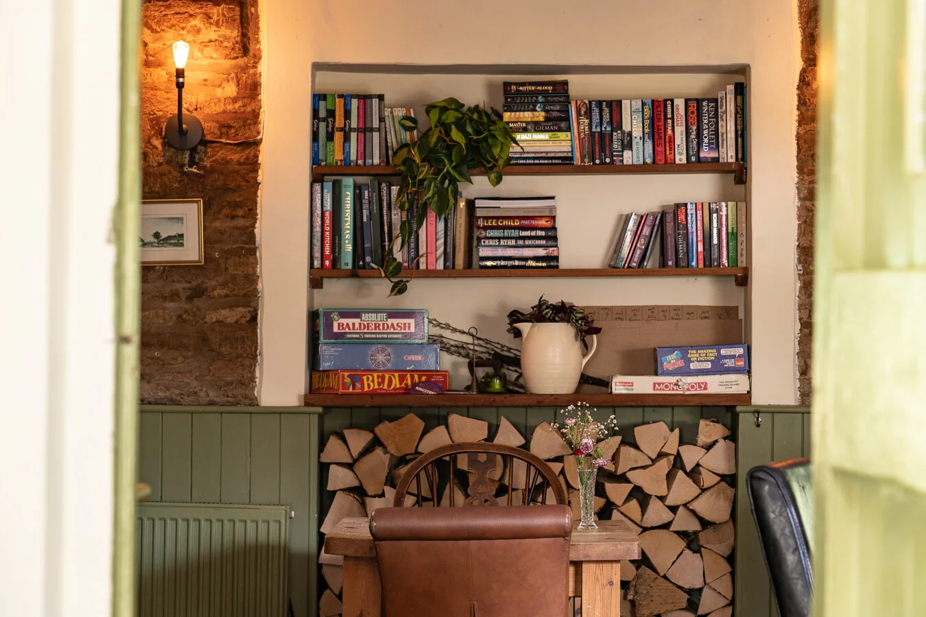 Eat — The Carpenters Arms