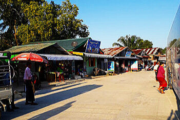 Main street in Bokpyin