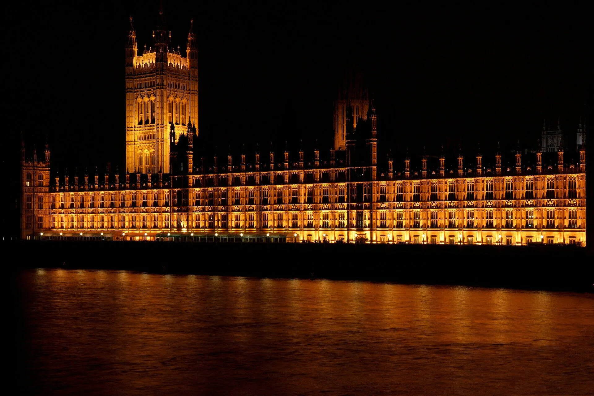architecture-2892_1920.jpg