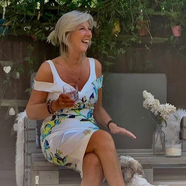 Just keep on laughing. It&rsquo;s good for the soul.
.
.
#boomerstillblooming #strongwomens #babyboomer #boomer #babyboomerstyle #babyboomersproudtobelifelovers #travelblogger #laugh #laughing #laughterisgoodforthesoul #behappyandsmile #behappywithyo