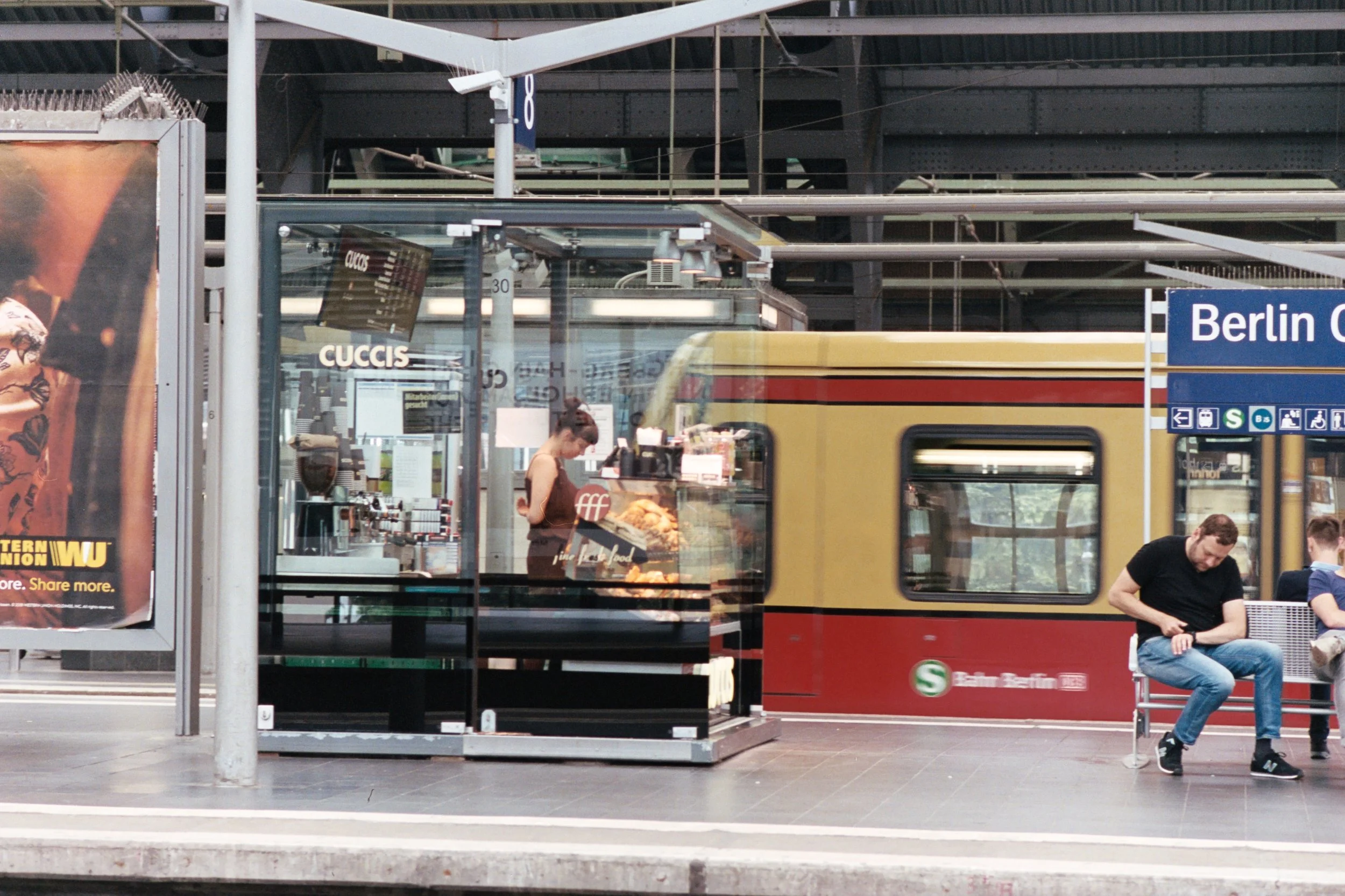 AA002.jpg