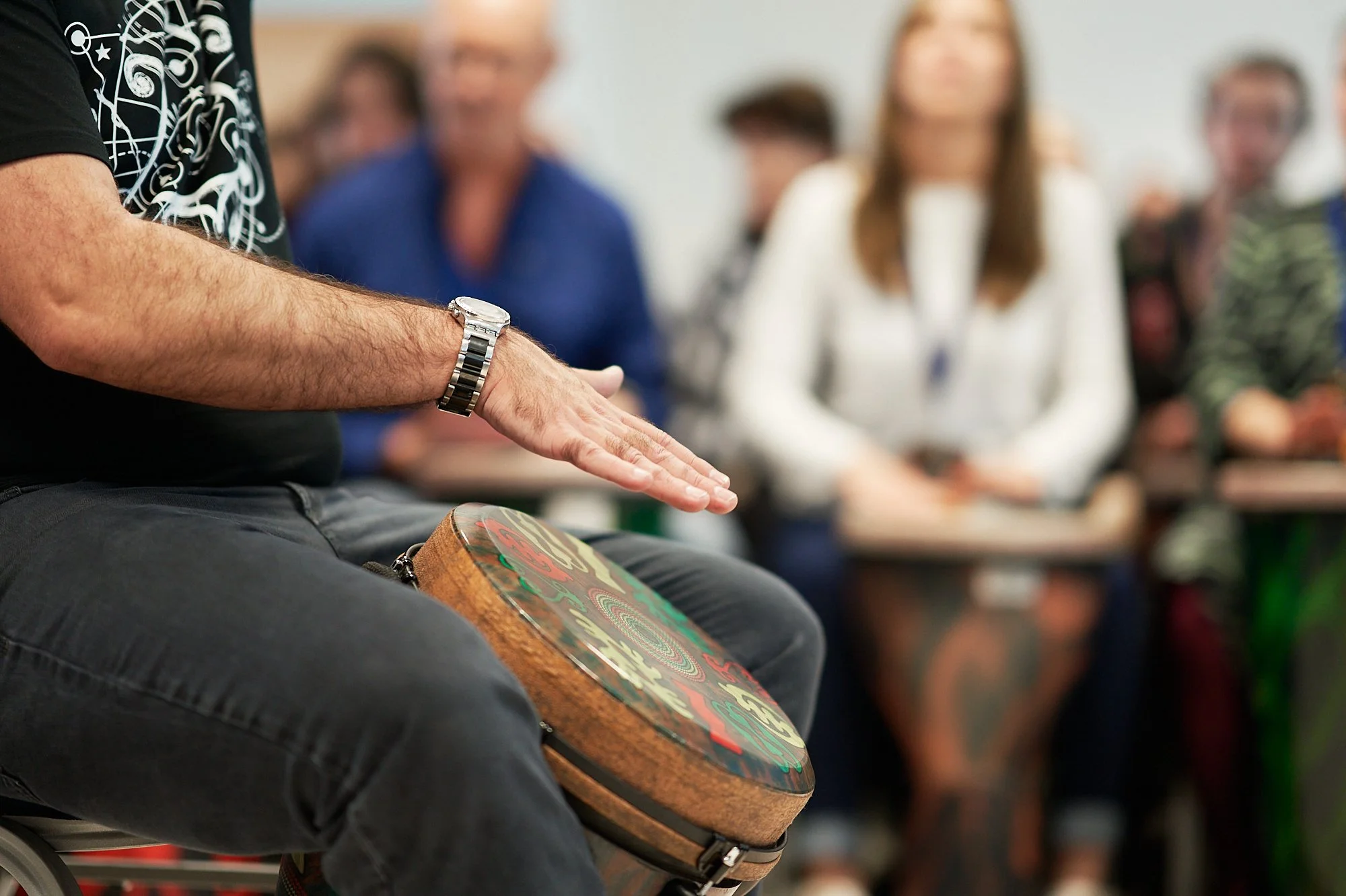 personal-development-live-event-rhythm-retreat-sesssion-teacher-hand-detail.jpg