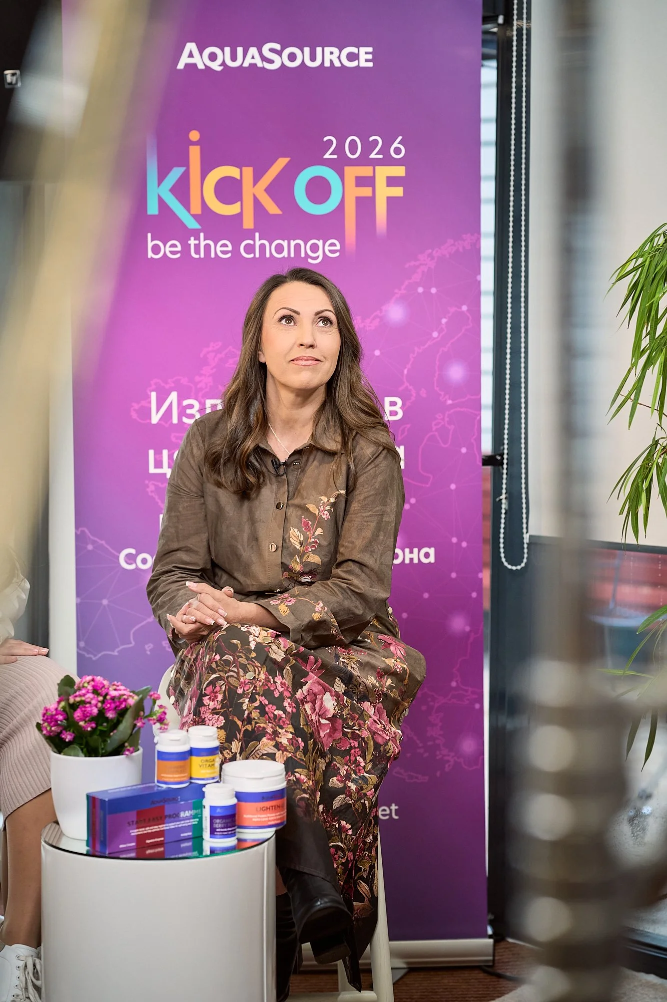 behind-the-scenes-corporate-video-production-event-filming-dreamy-portrait.jpg