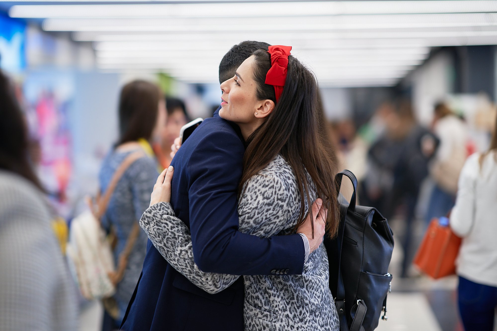 personal-development-conference-inter-expo-center-audience-emotional-moment-hugging.jpg