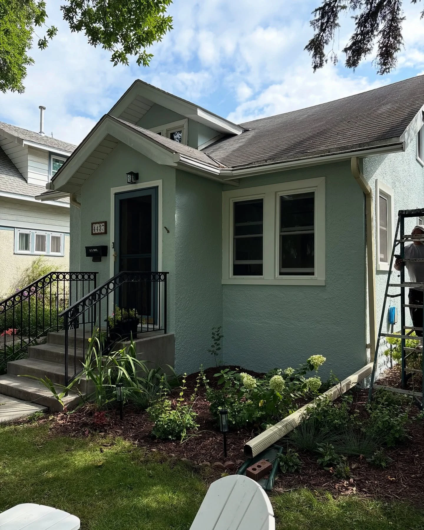 Another happy stucco exterior customer. Call or text Jose at 612-309-7934 for a free estimate.