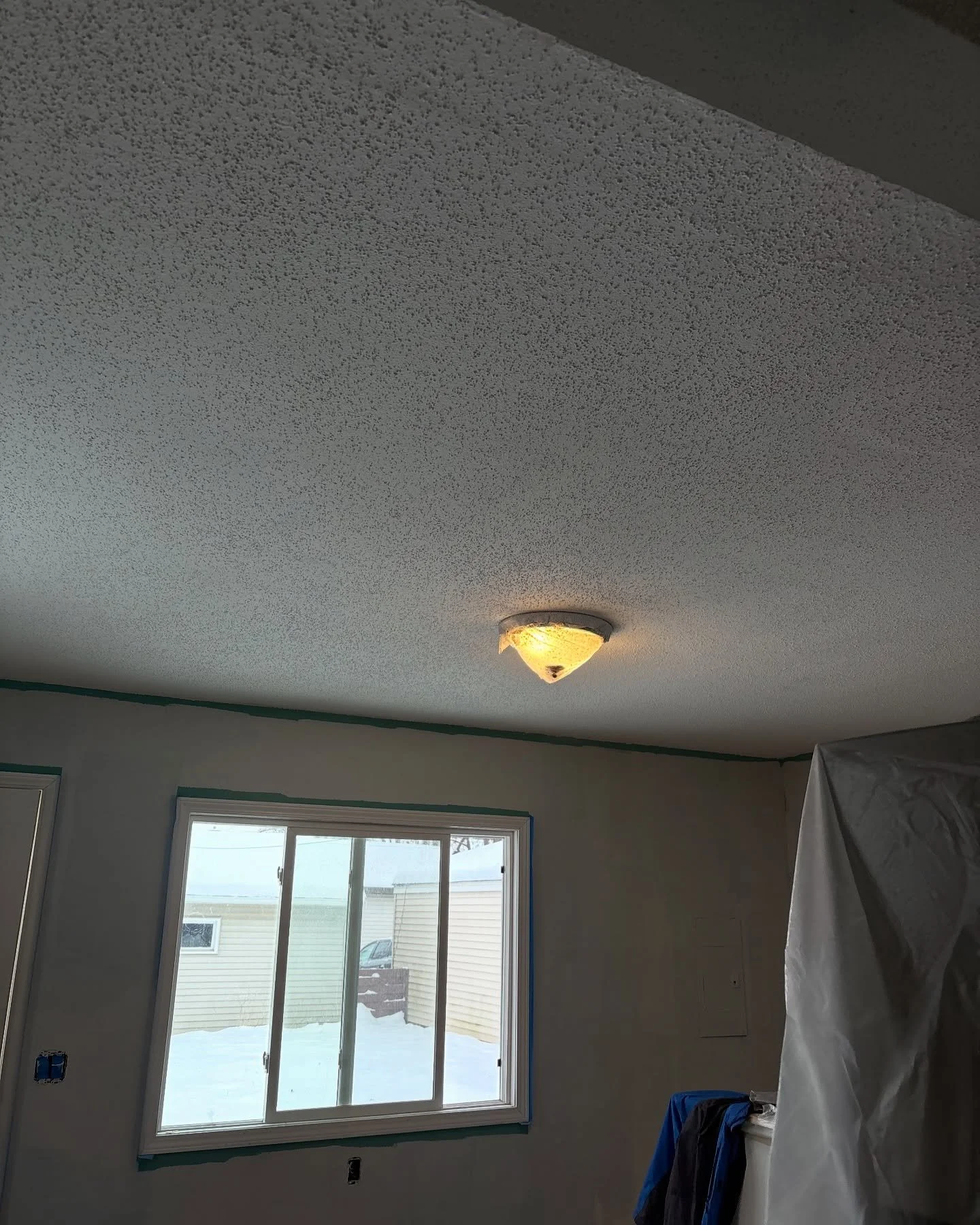 Tia the season. The INTERiOR season. Call or text Jose for a free estimate. 612-309-7934