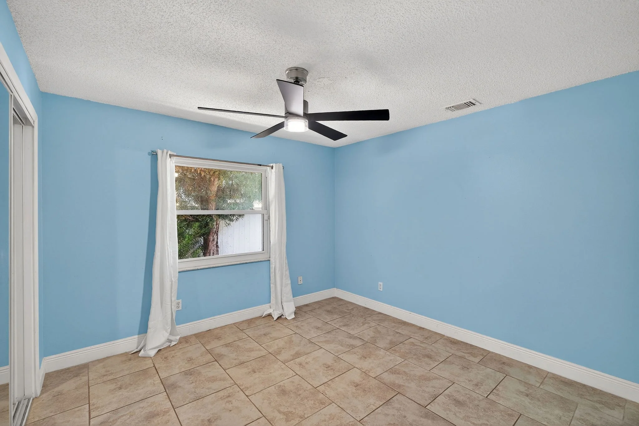 8878 Larwin Lane 26.jpg