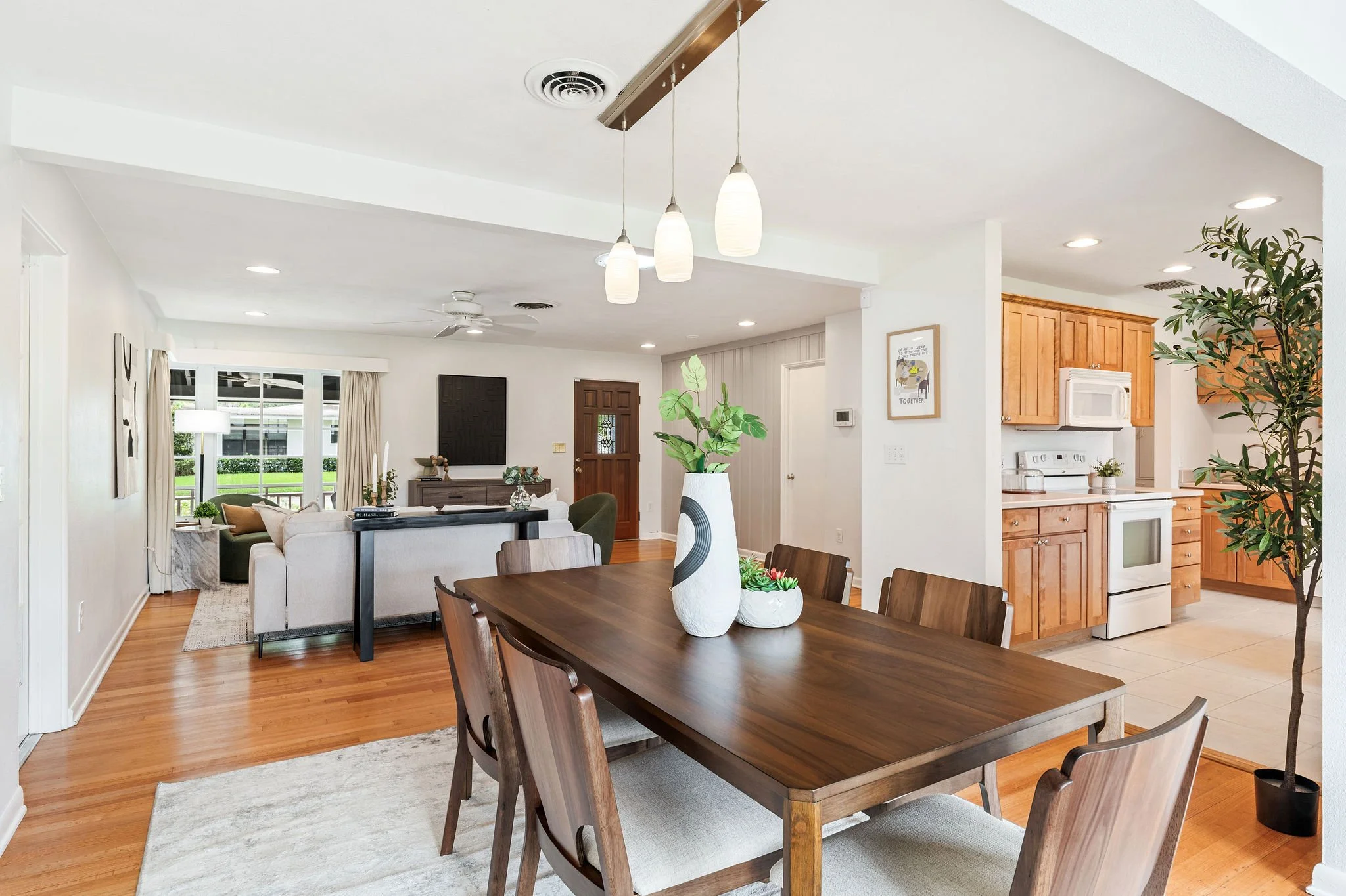 1811 Maplewood 11.jpg
