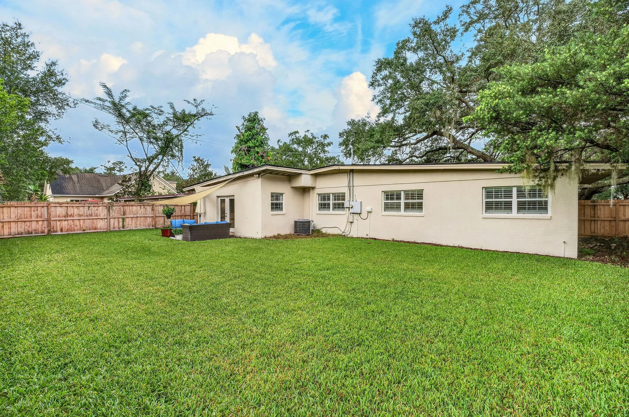 2260 Coldstream 27.jpg