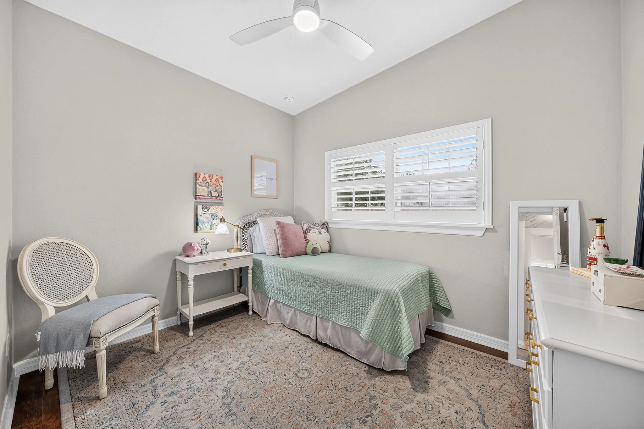 2260 Coldstream 20.jpg