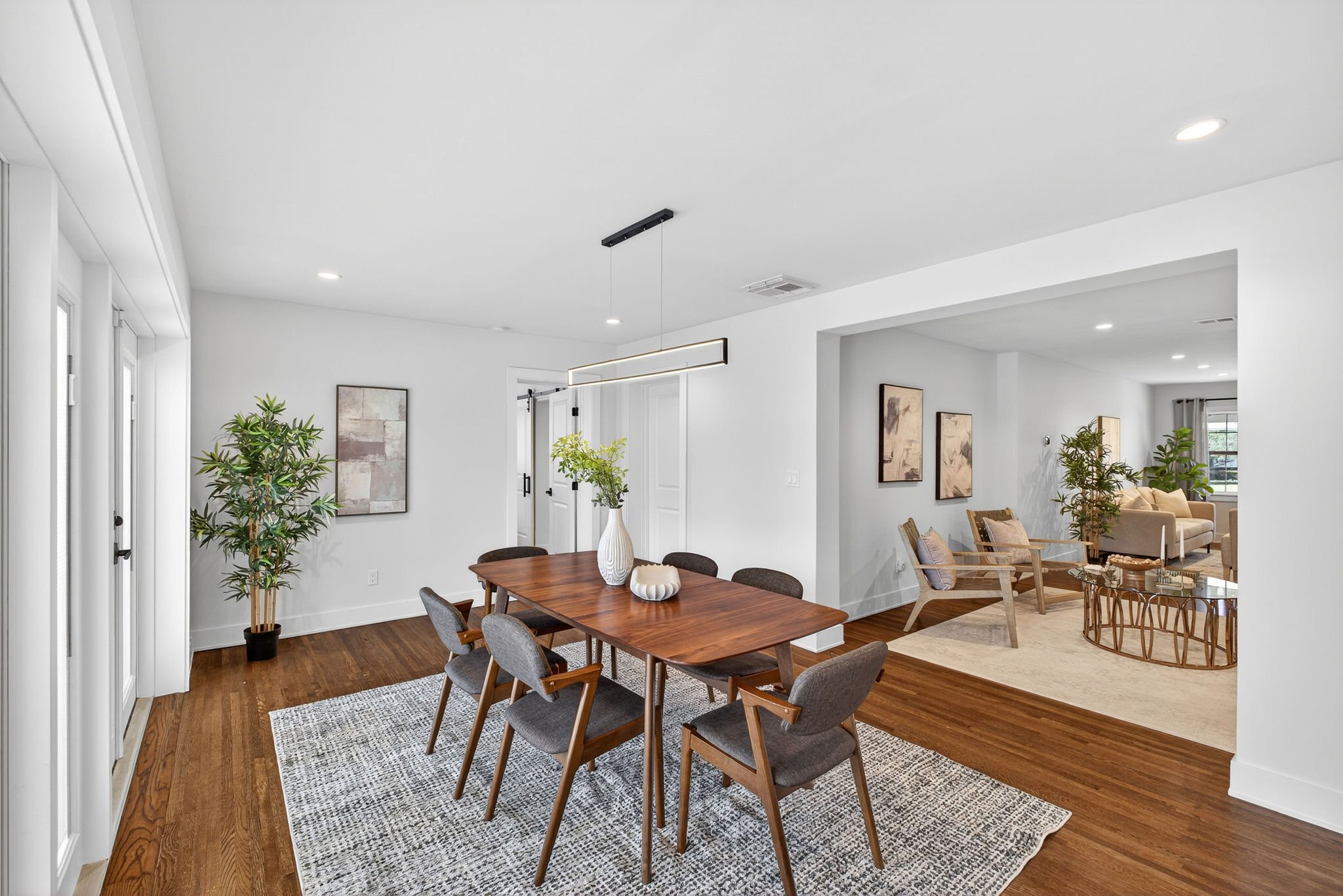 627DunblaneDr-19.jpg