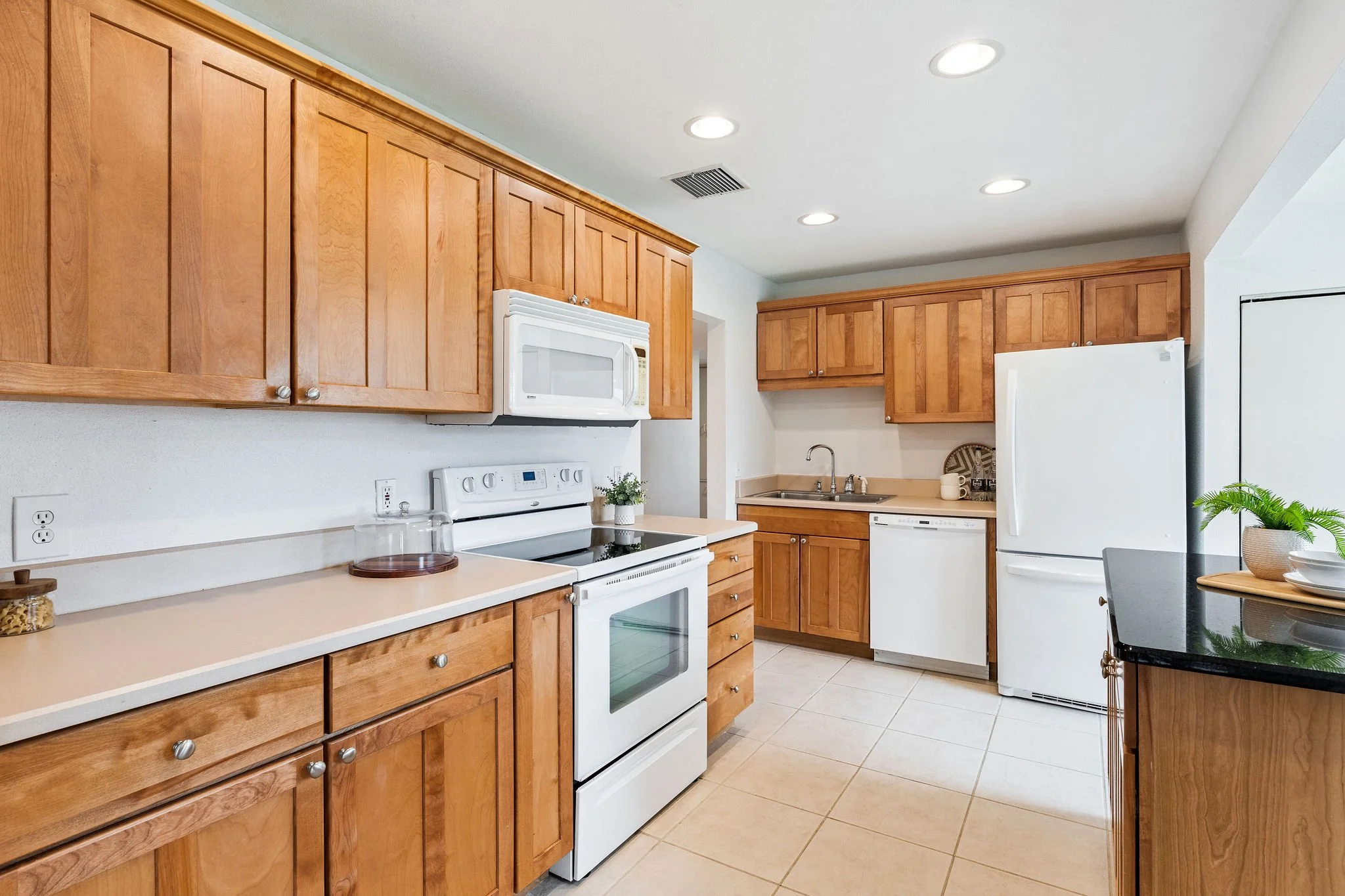 1811 Maplewood 13.jpg