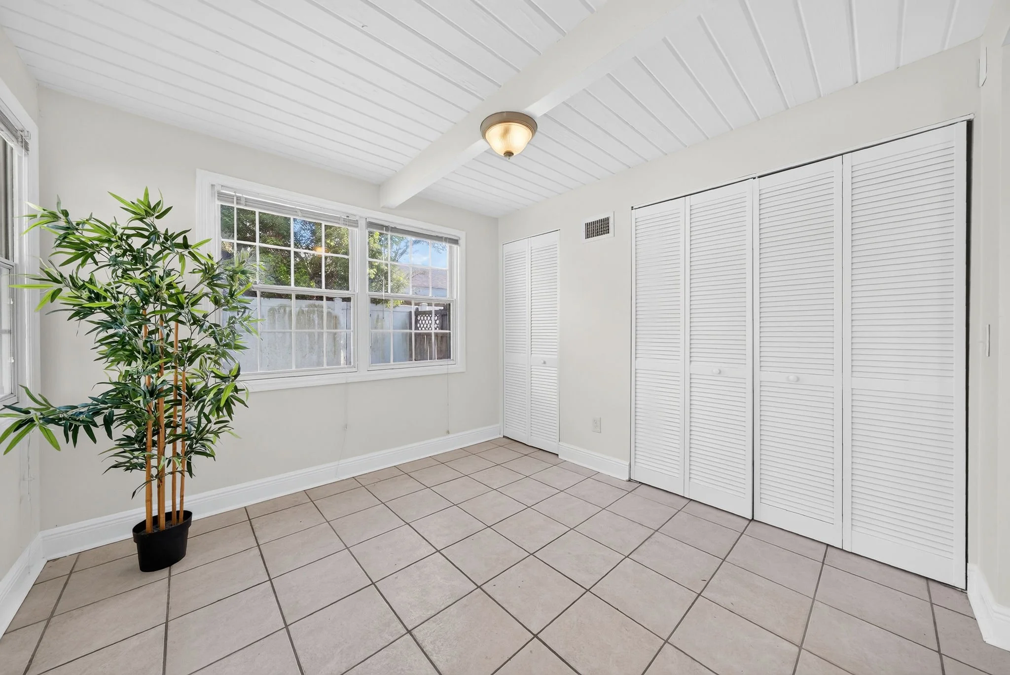 1333 S Denning 11.jpg